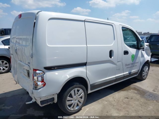 Photo 3 VIN: 3N6CM0KN0LK690532 - NISSAN NV200 