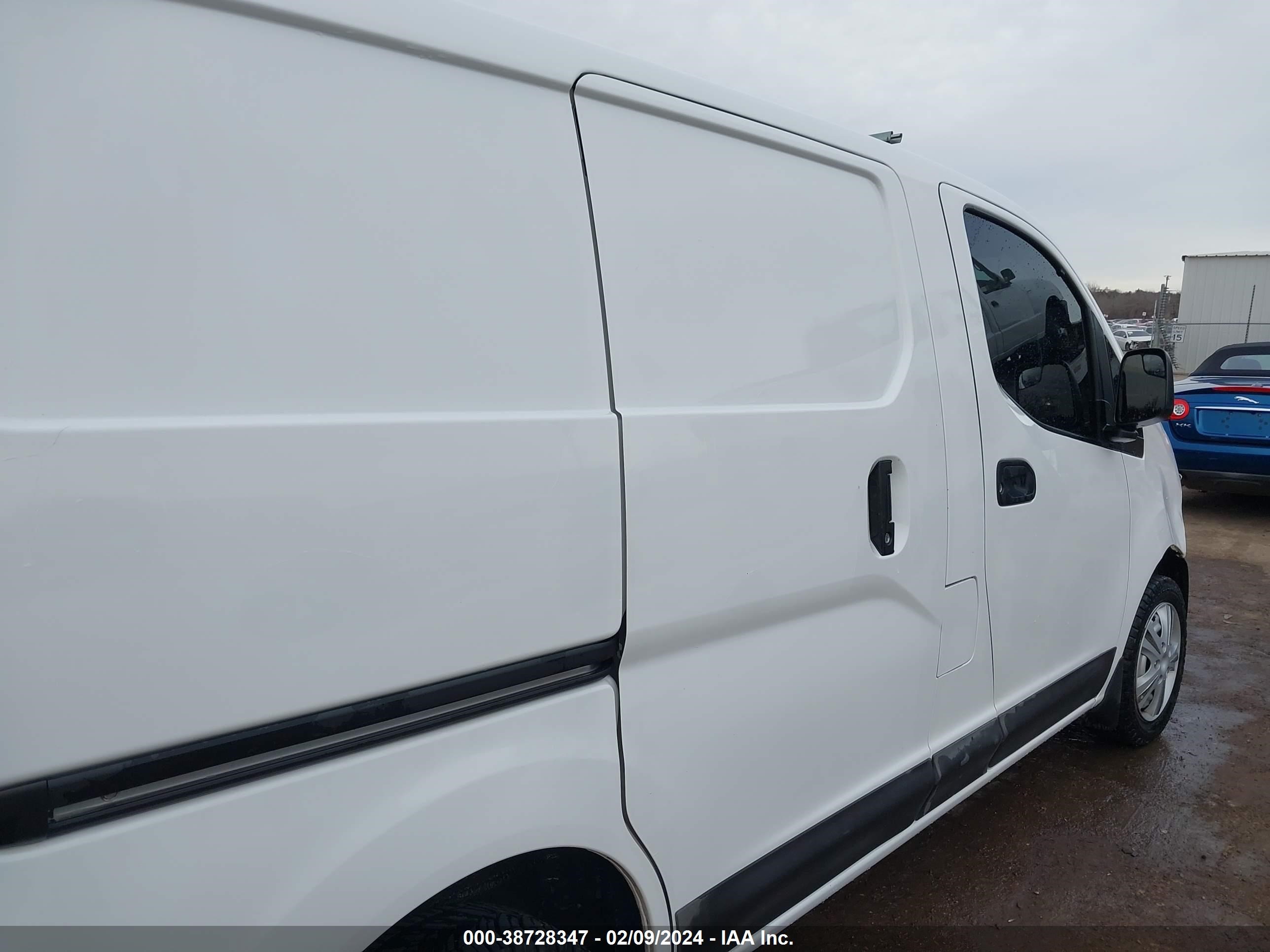 Photo 13 VIN: 3N6CM0KN0LK694001 - NISSAN NV200 