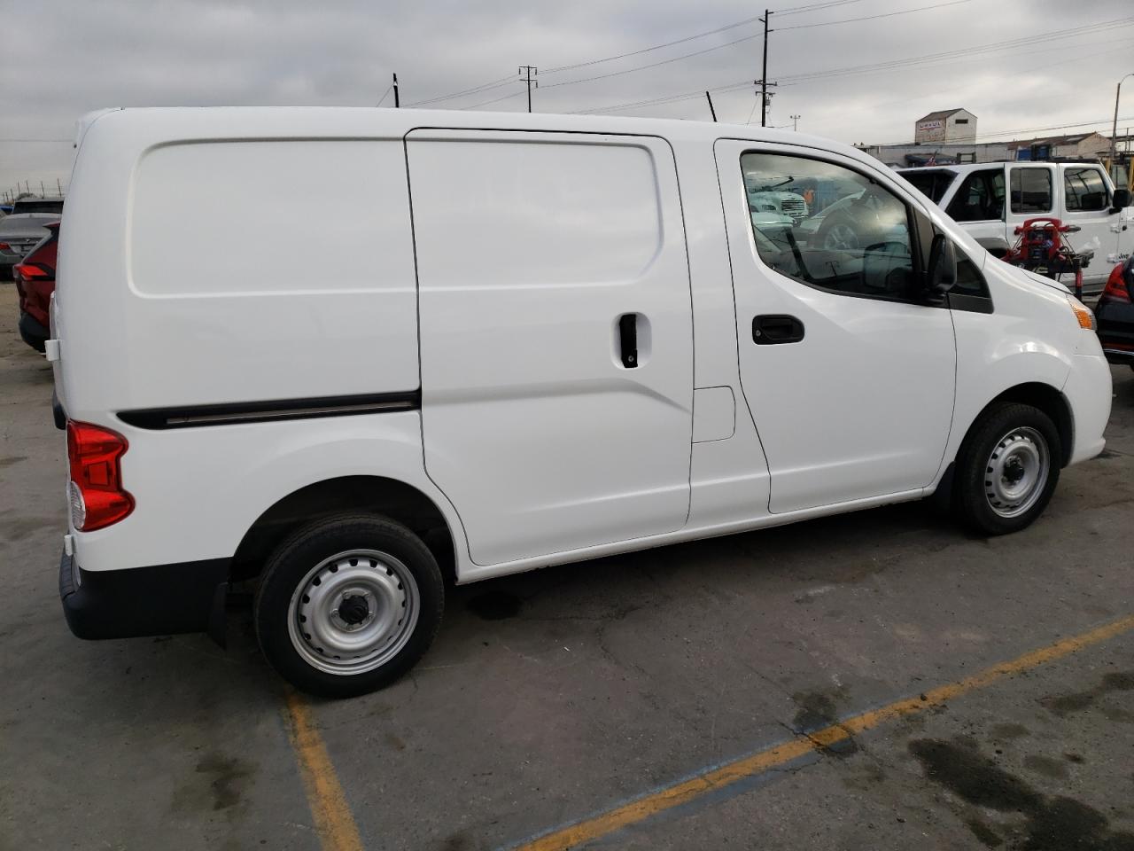 Photo 2 VIN: 3N6CM0KN0LK709032 - NISSAN NV 