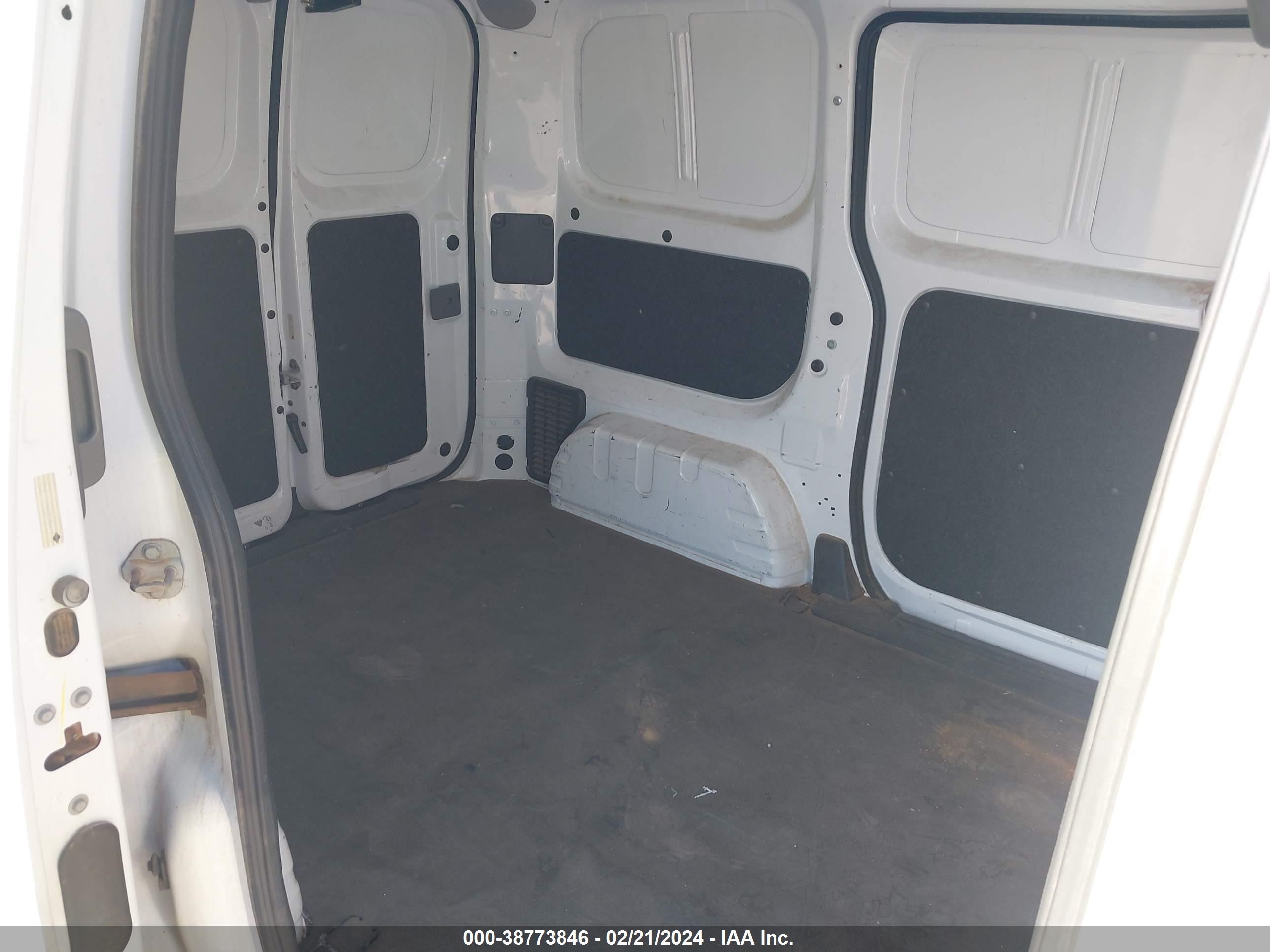 Photo 7 VIN: 3N6CM0KN1FK732906 - NISSAN NV200 