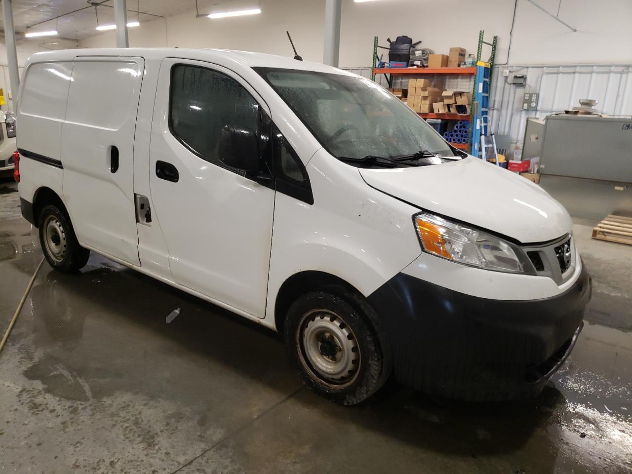 Photo 3 VIN: 3N6CM0KN1FK733327 - NISSAN NV 