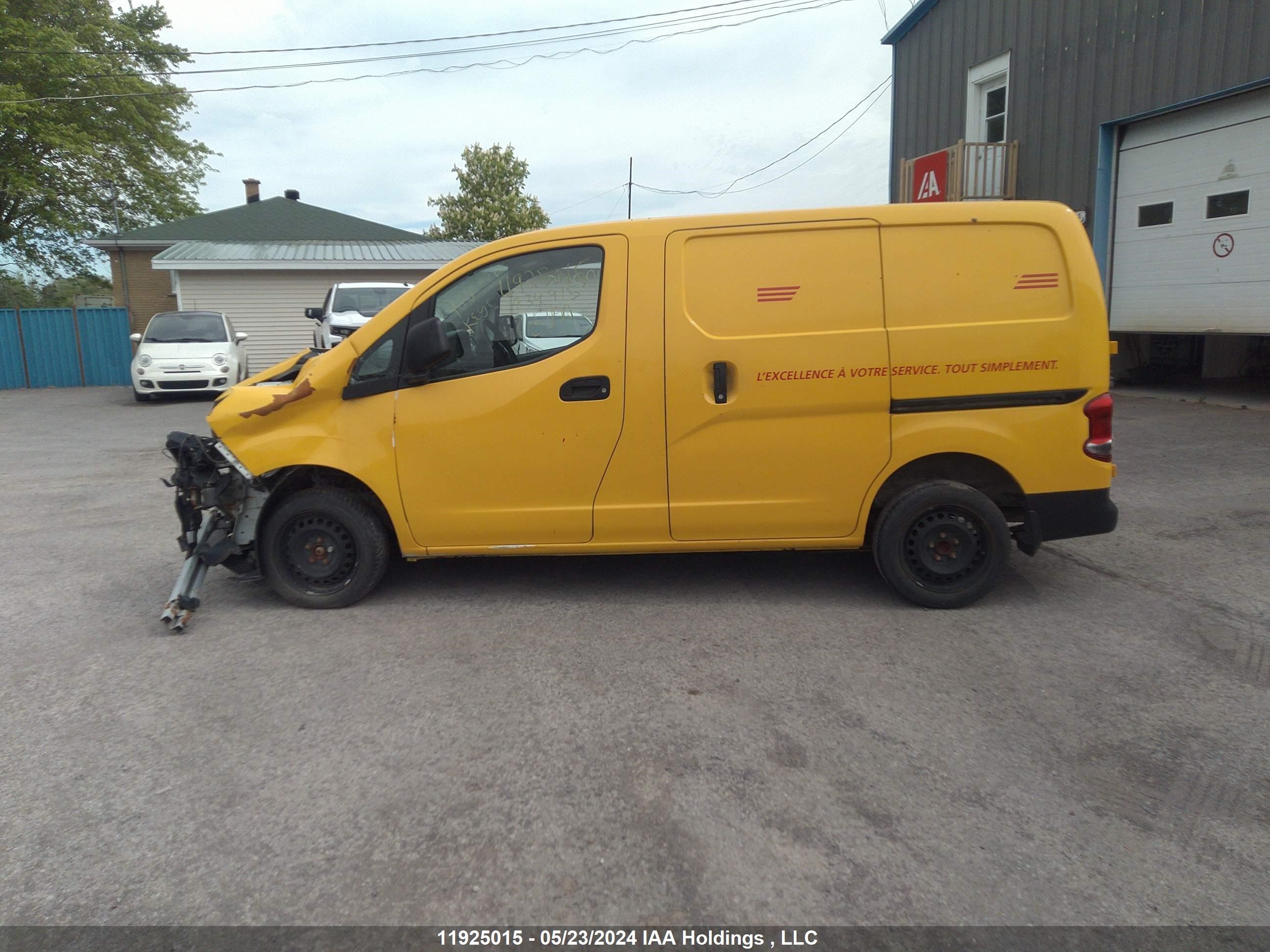 Photo 14 VIN: 3N6CM0KN1FK734915 - NISSAN NV200 