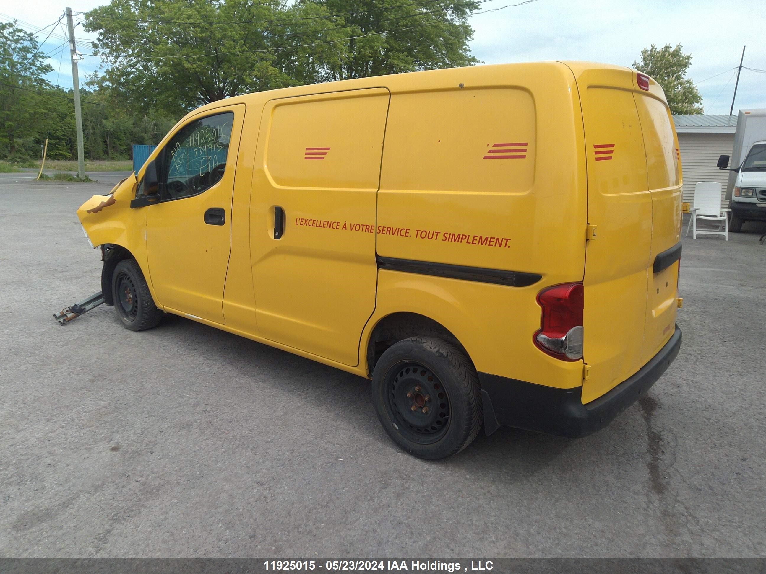 Photo 2 VIN: 3N6CM0KN1FK734915 - NISSAN NV200 