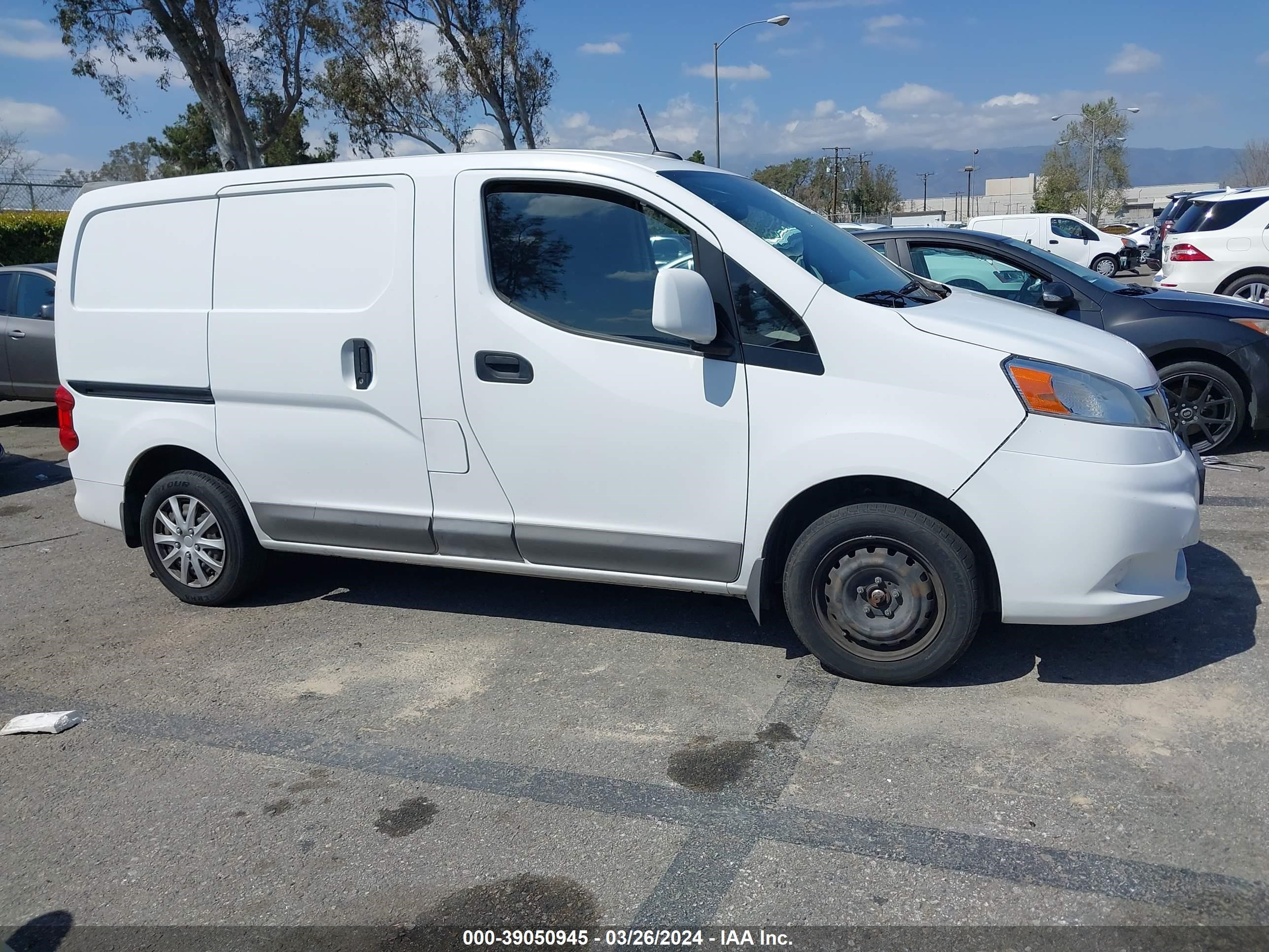 Photo 12 VIN: 3N6CM0KN1GK692795 - NISSAN NV200 