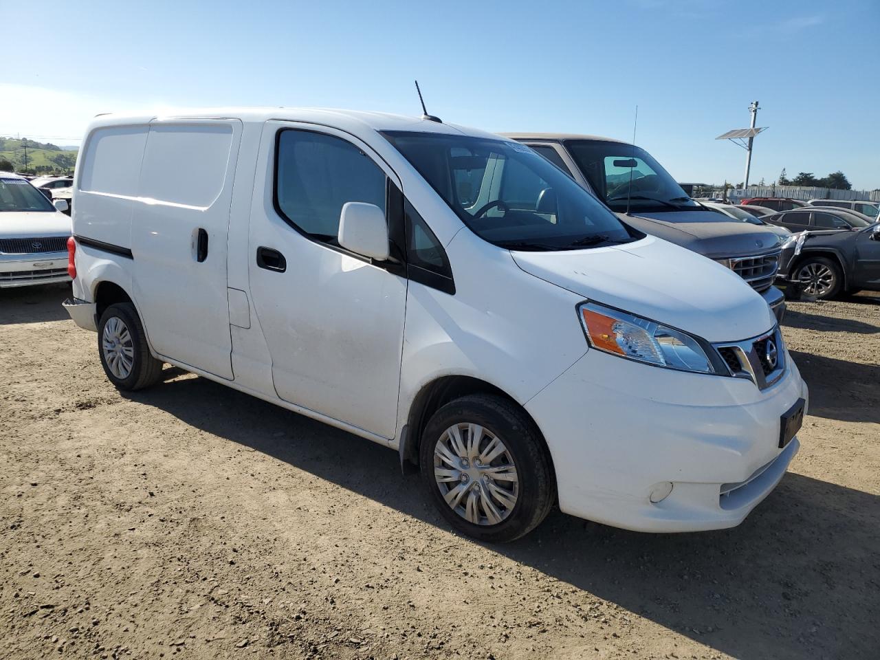 Photo 3 VIN: 3N6CM0KN1HK706213 - NISSAN NV 