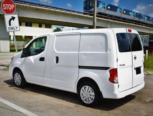 Photo 2 VIN: 3N6CM0KN1JK692271 - NISSAN NV200 COMPACT CARGO 