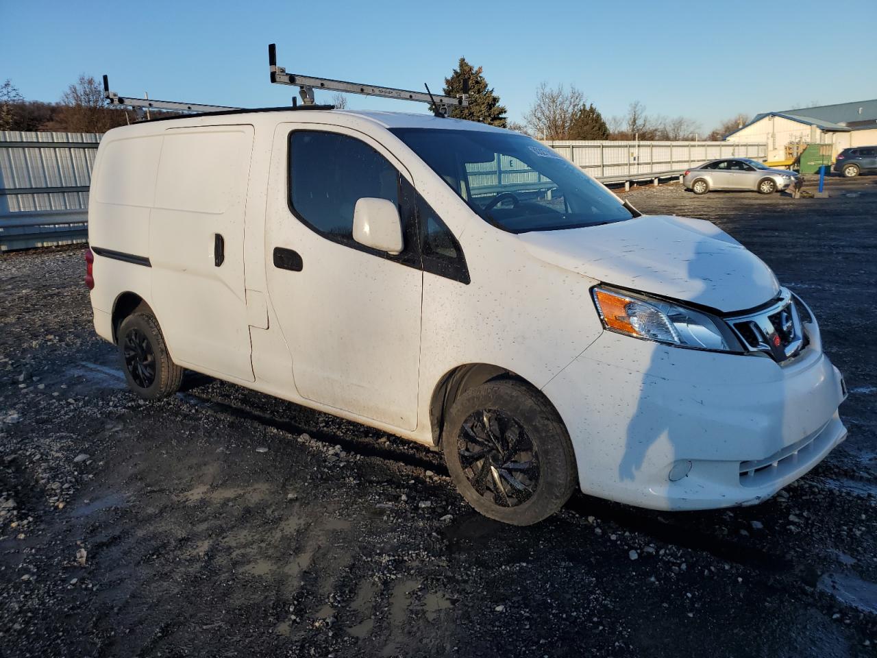 Photo 3 VIN: 3N6CM0KN1JK696790 - NISSAN NV 