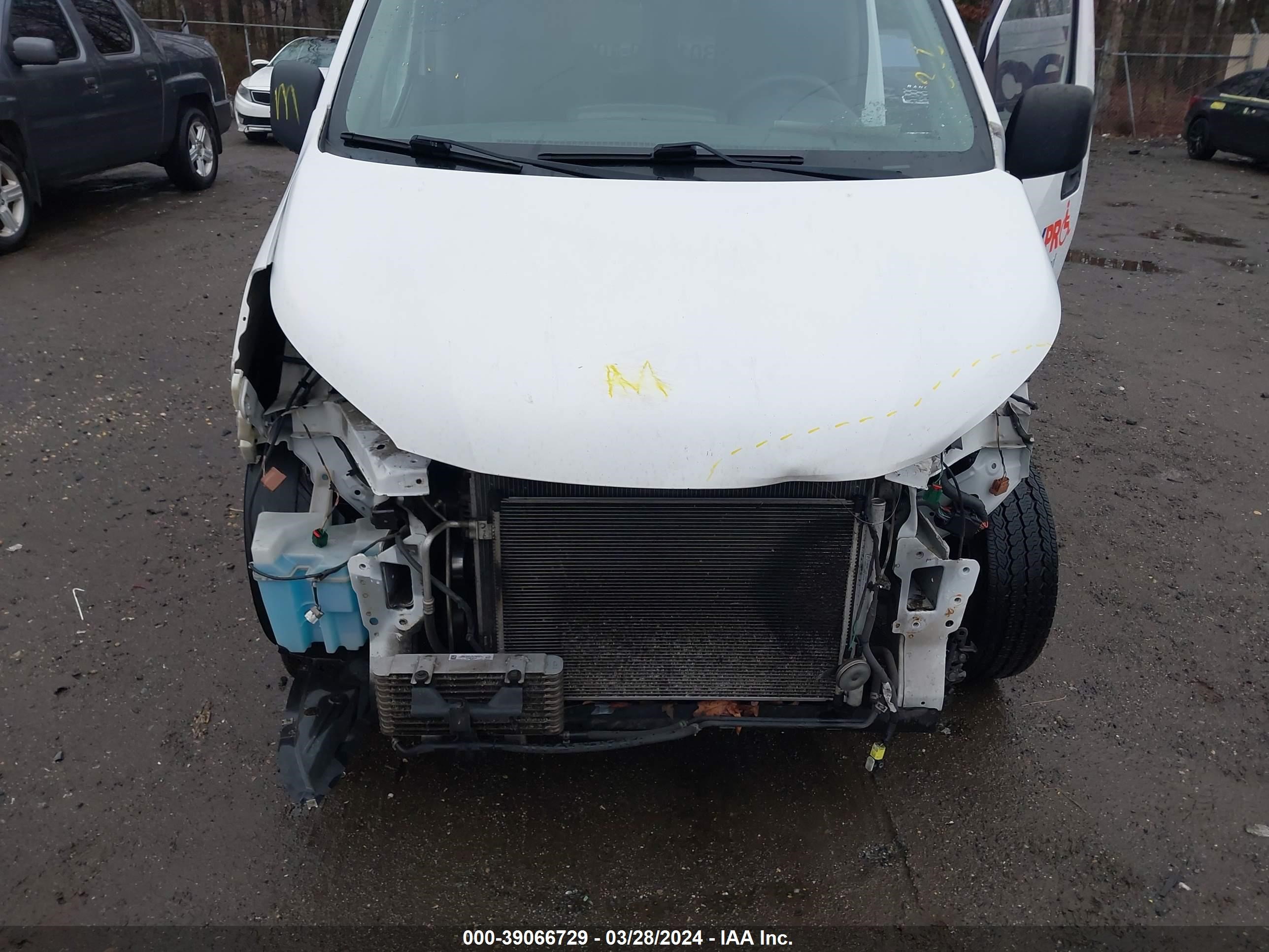 Photo 5 VIN: 3N6CM0KN1JK697941 - NISSAN NV200 