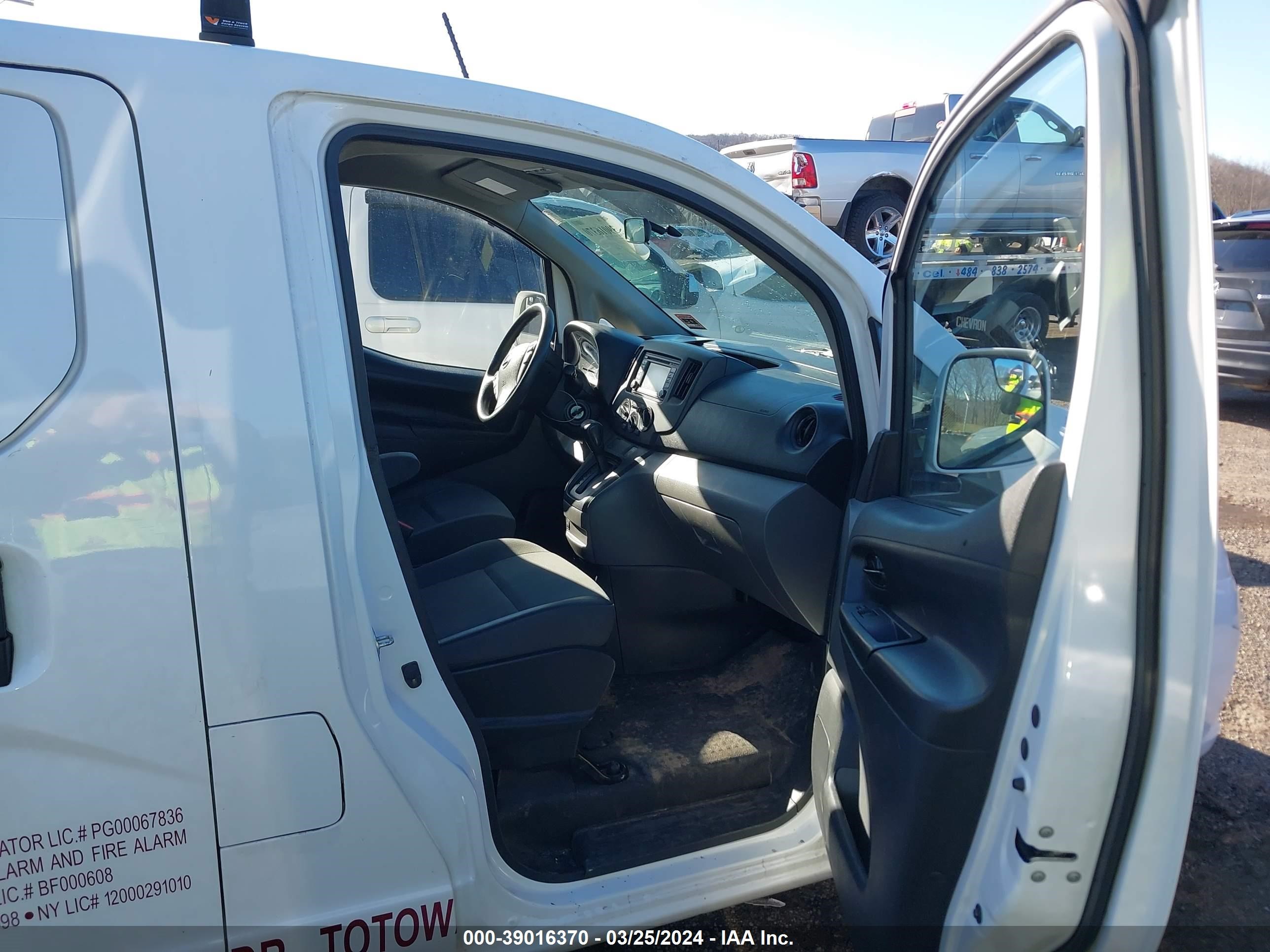 Photo 4 VIN: 3N6CM0KN1KK691431 - NISSAN NV200 