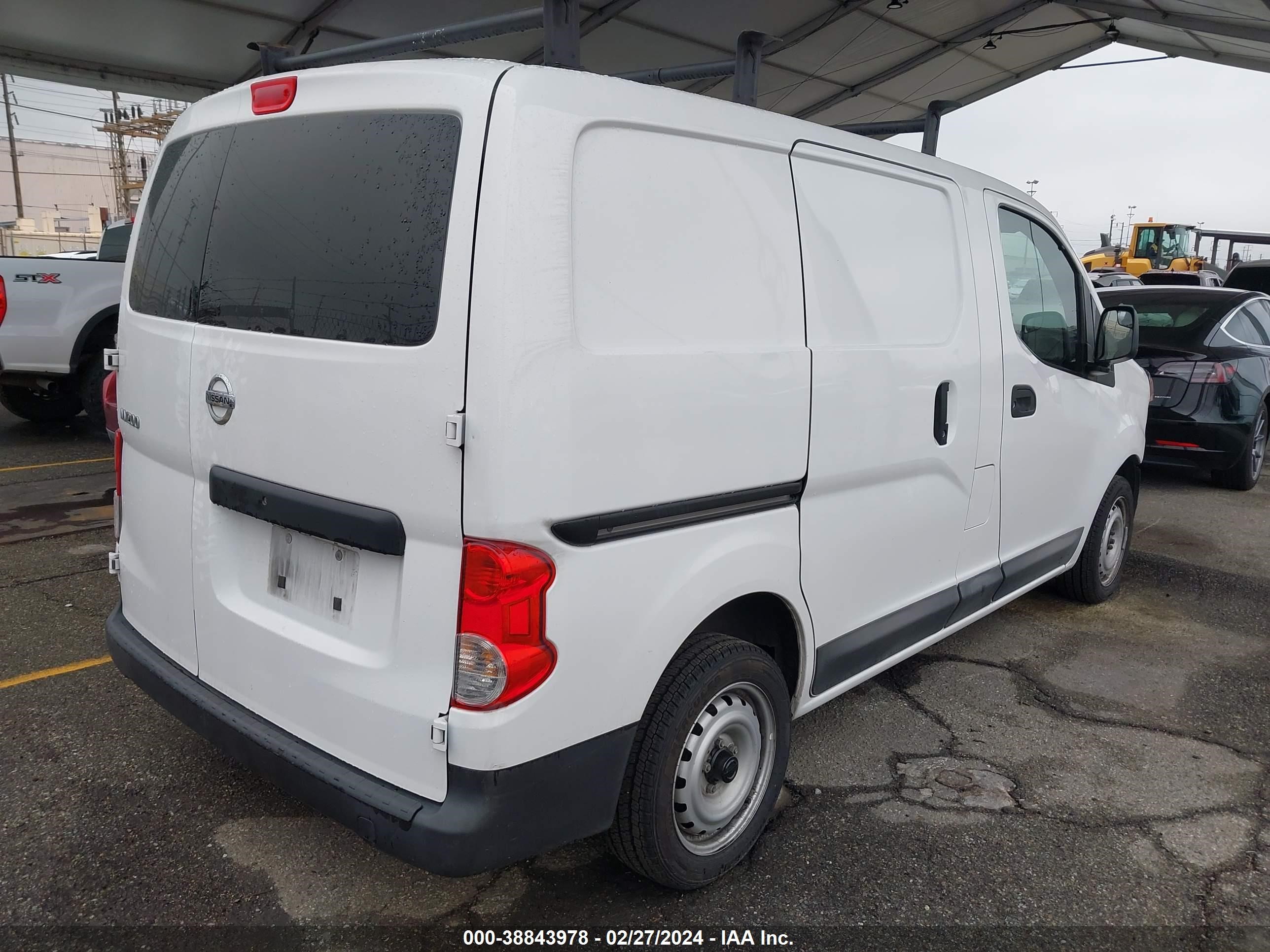 Photo 3 VIN: 3N6CM0KN1KK693051 - NISSAN NV200 