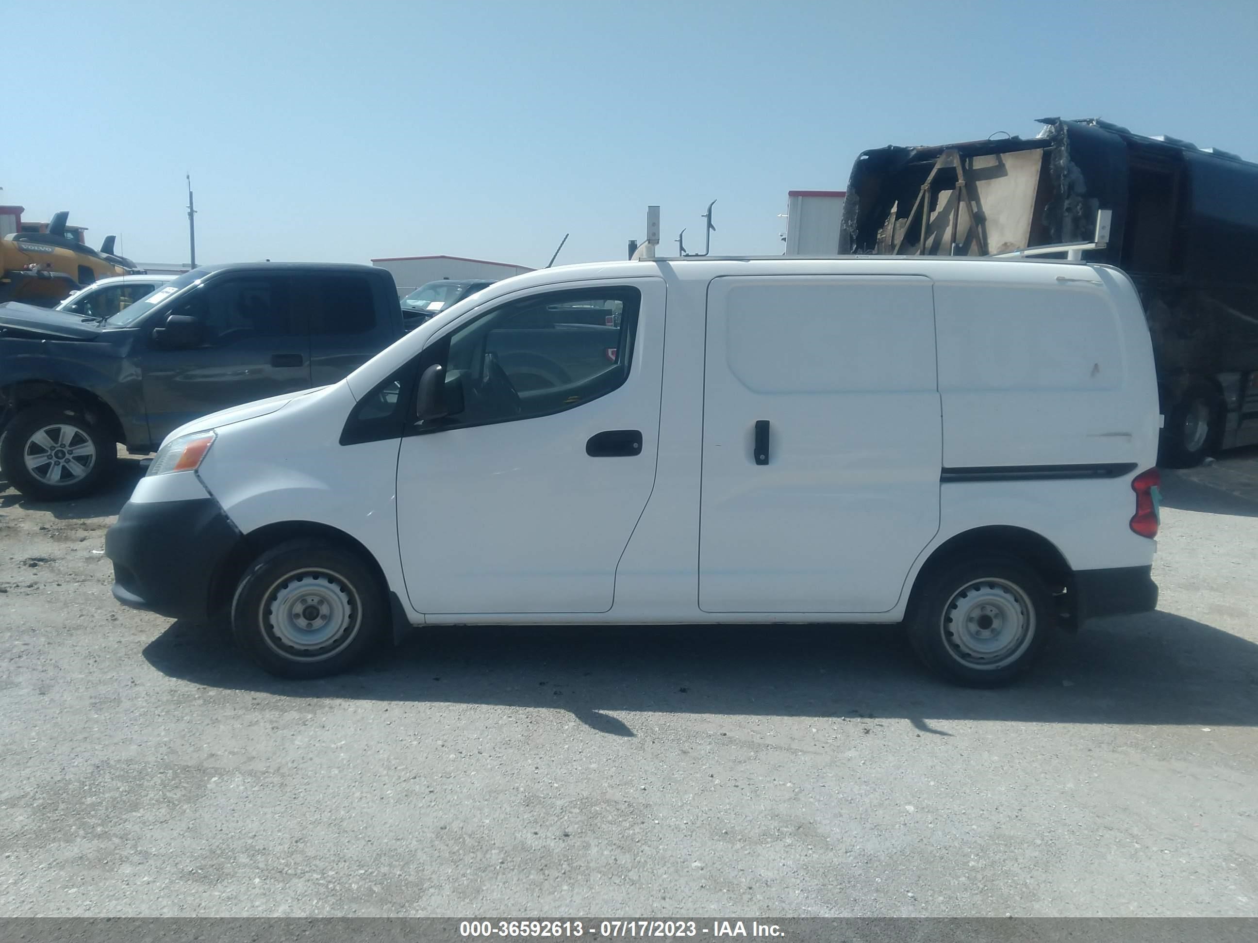 Photo 13 VIN: 3N6CM0KN1KK711208 - NISSAN NV200 