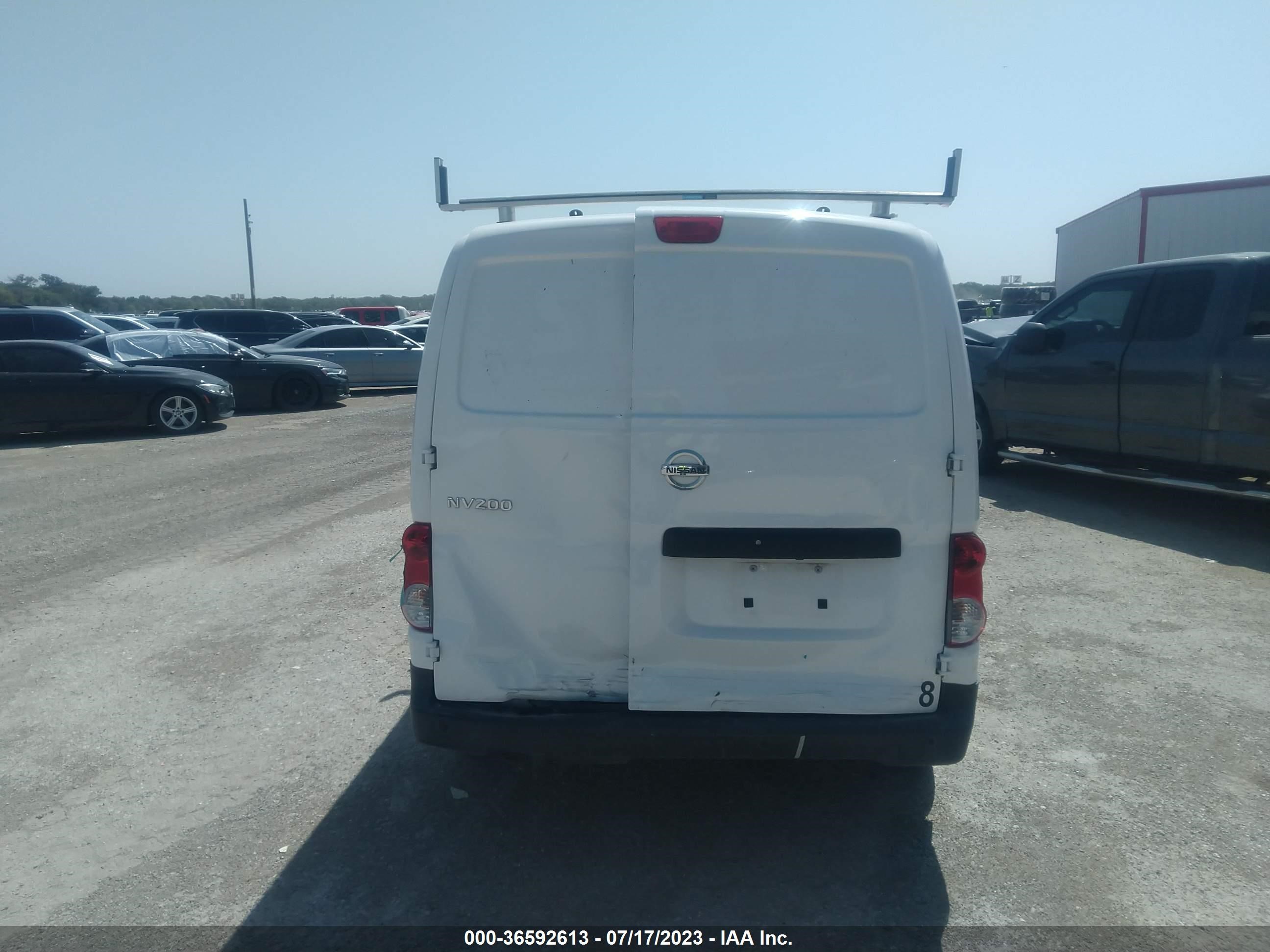 Photo 14 VIN: 3N6CM0KN1KK711208 - NISSAN NV200 