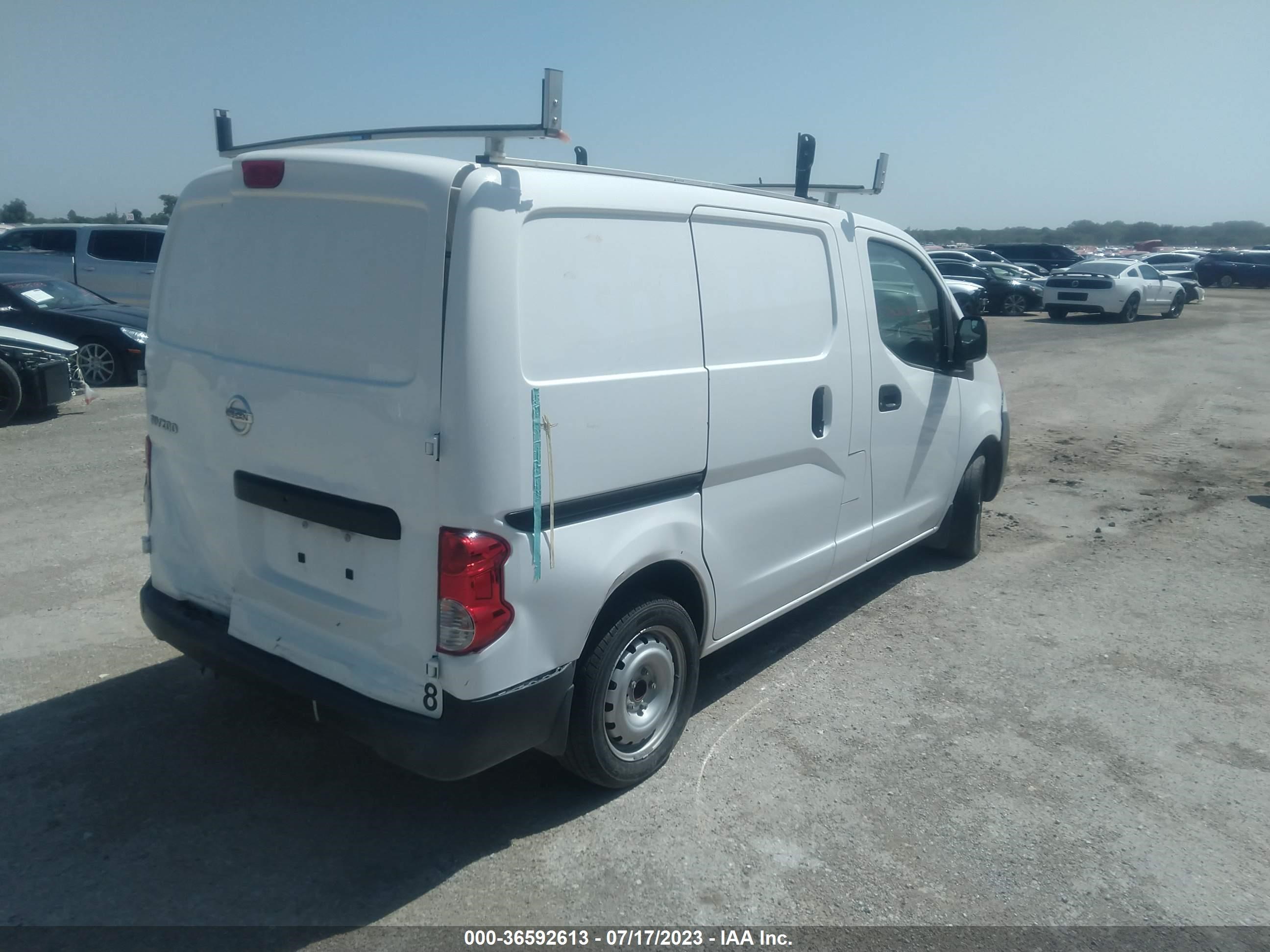 Photo 3 VIN: 3N6CM0KN1KK711208 - NISSAN NV200 