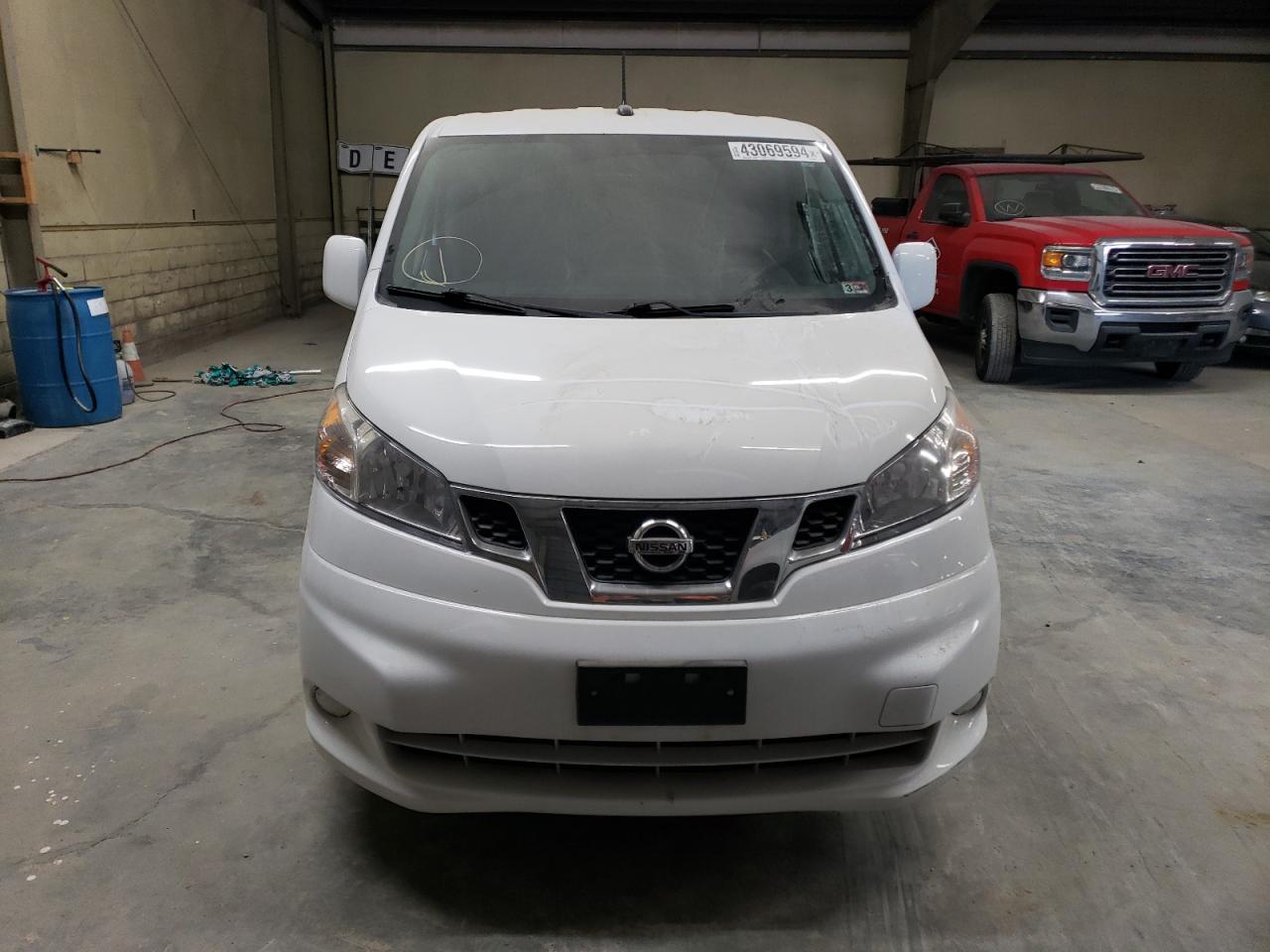 Photo 4 VIN: 3N6CM0KN1LK696789 - NISSAN NV 