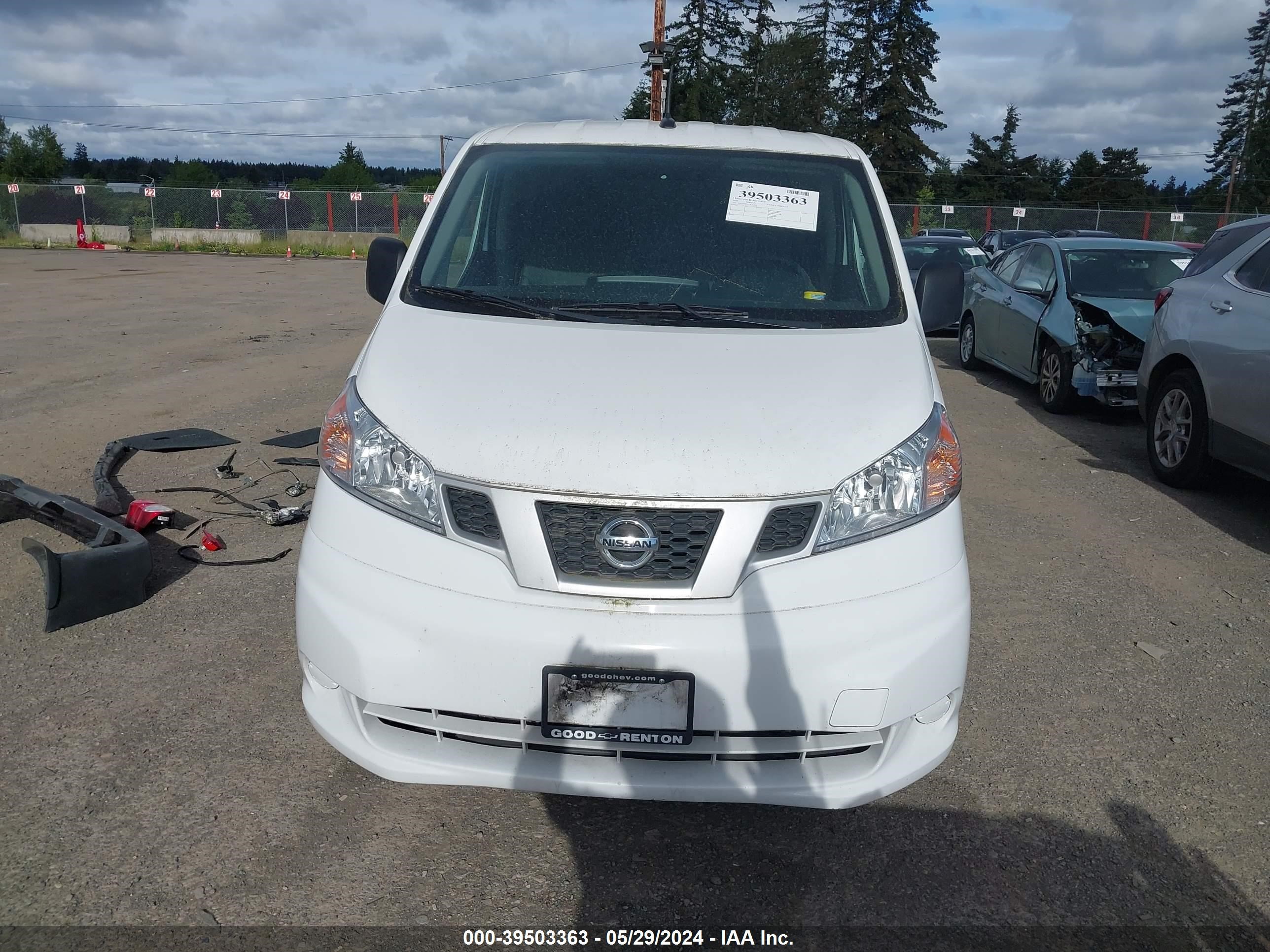 Photo 12 VIN: 3N6CM0KN1LK711114 - NISSAN NULL 