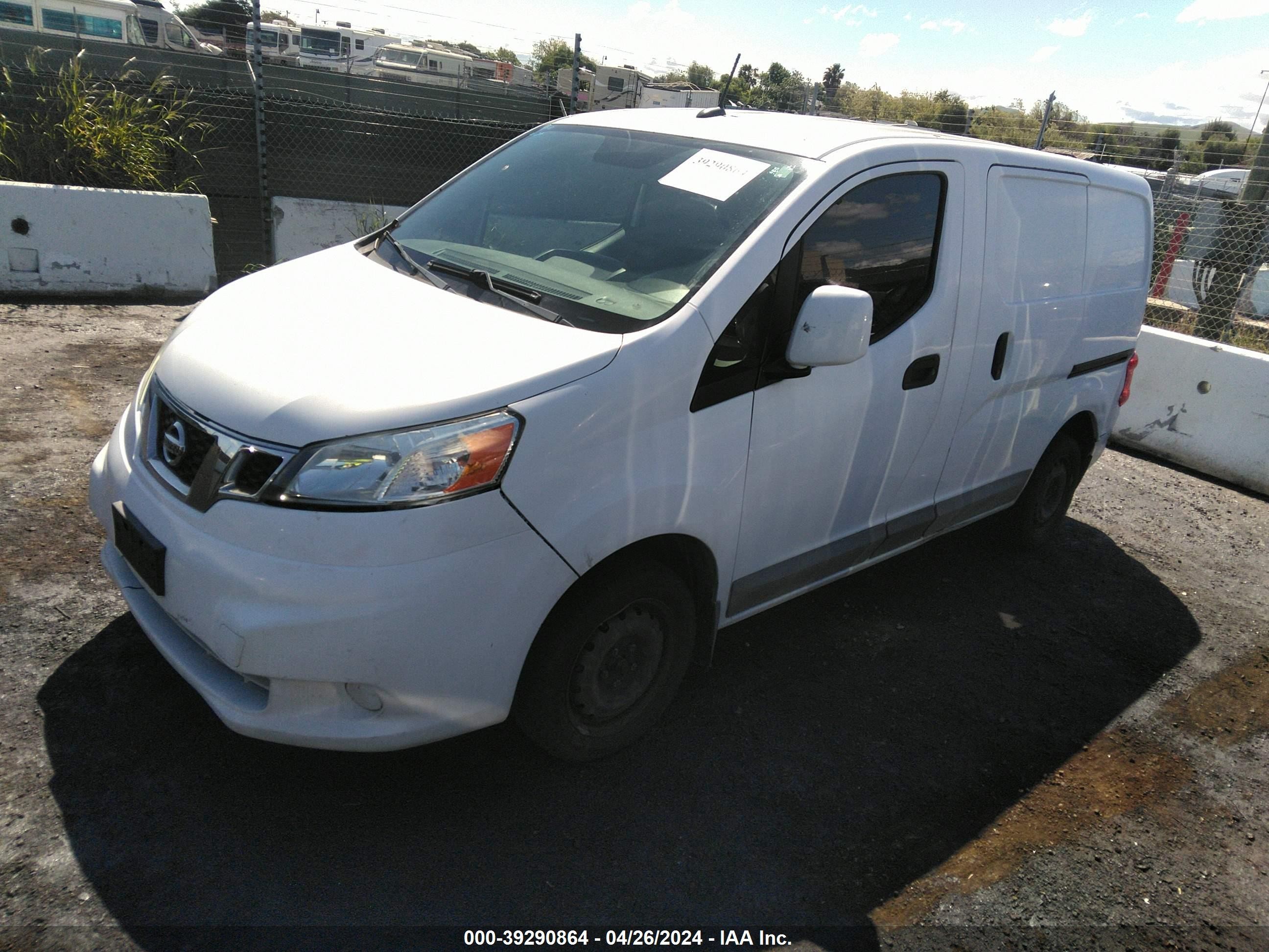 Photo 1 VIN: 3N6CM0KN2EK694472 - NISSAN NV200 