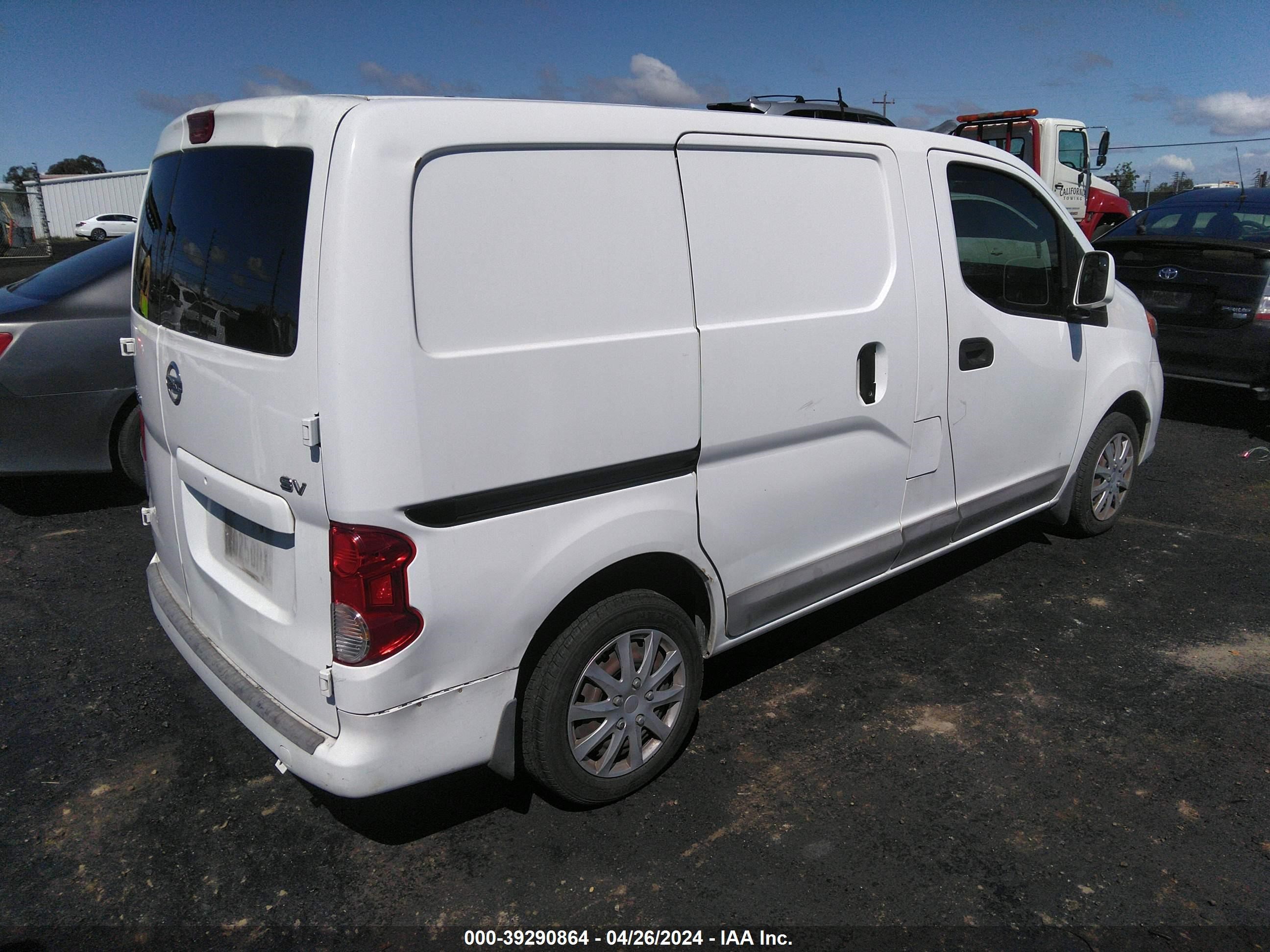 Photo 3 VIN: 3N6CM0KN2EK694472 - NISSAN NV200 