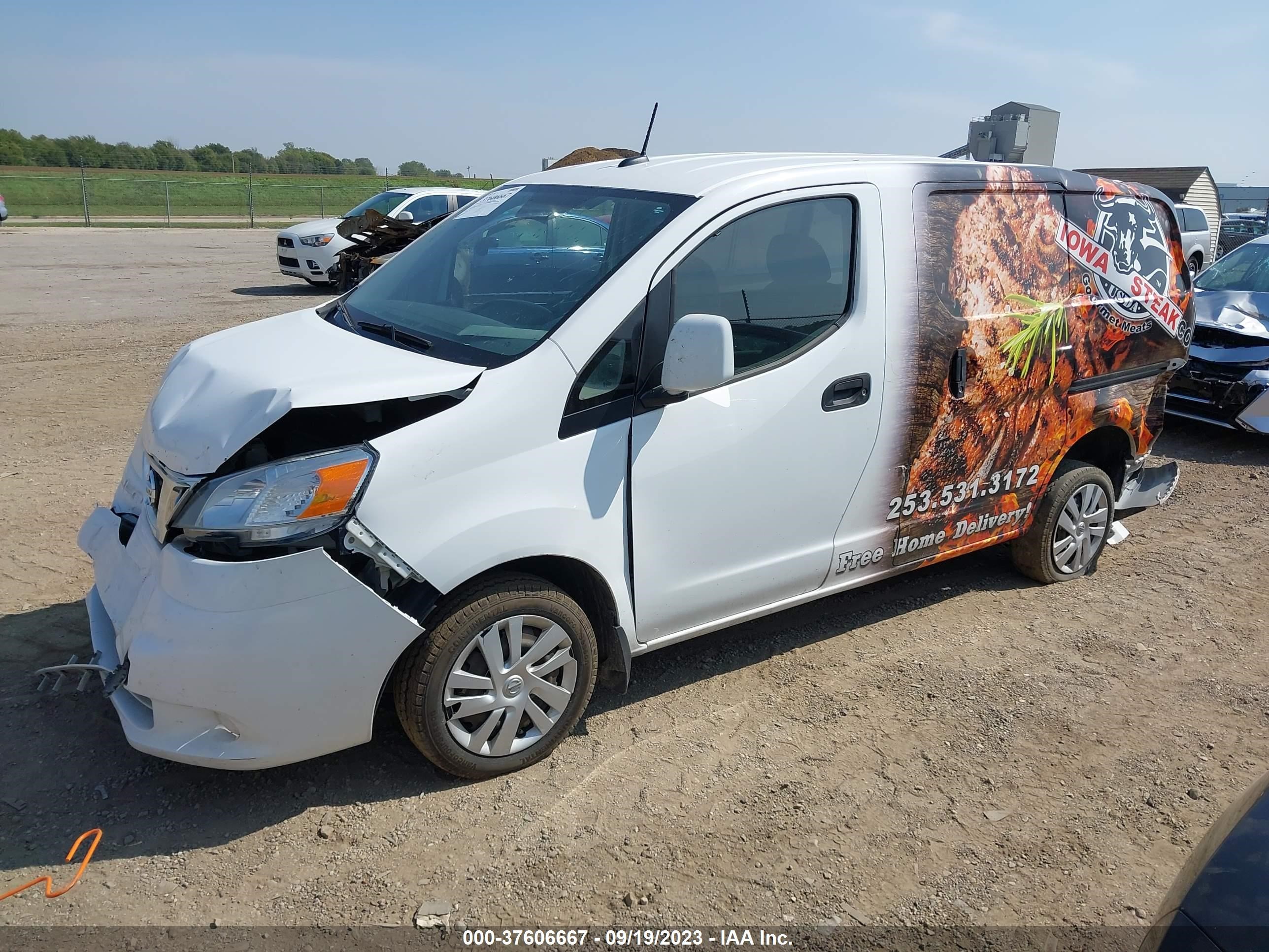 Photo 1 VIN: 3N6CM0KN2FK717458 - NISSAN NV200 