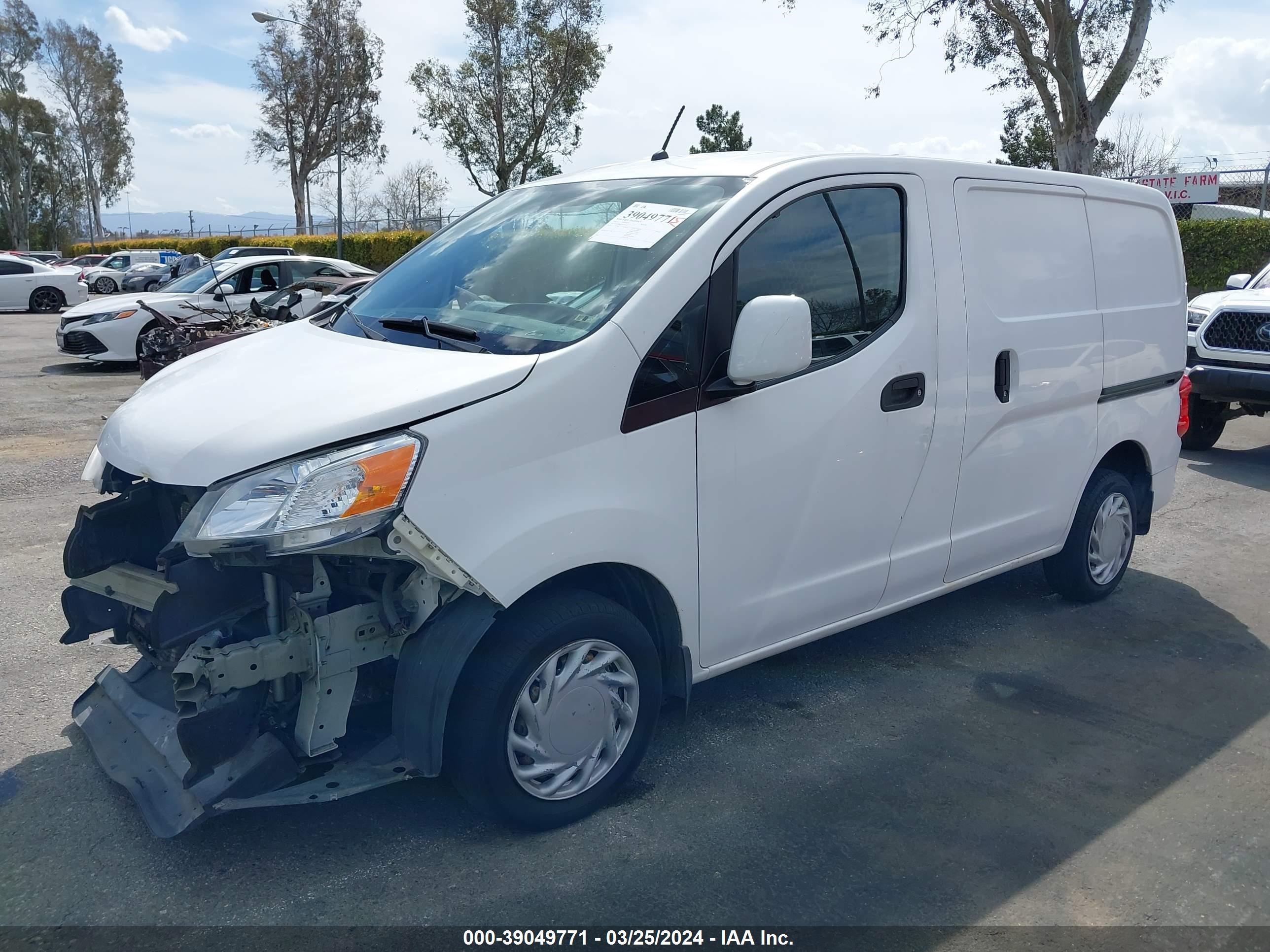 Photo 1 VIN: 3N6CM0KN2HK699756 - NISSAN NV200 