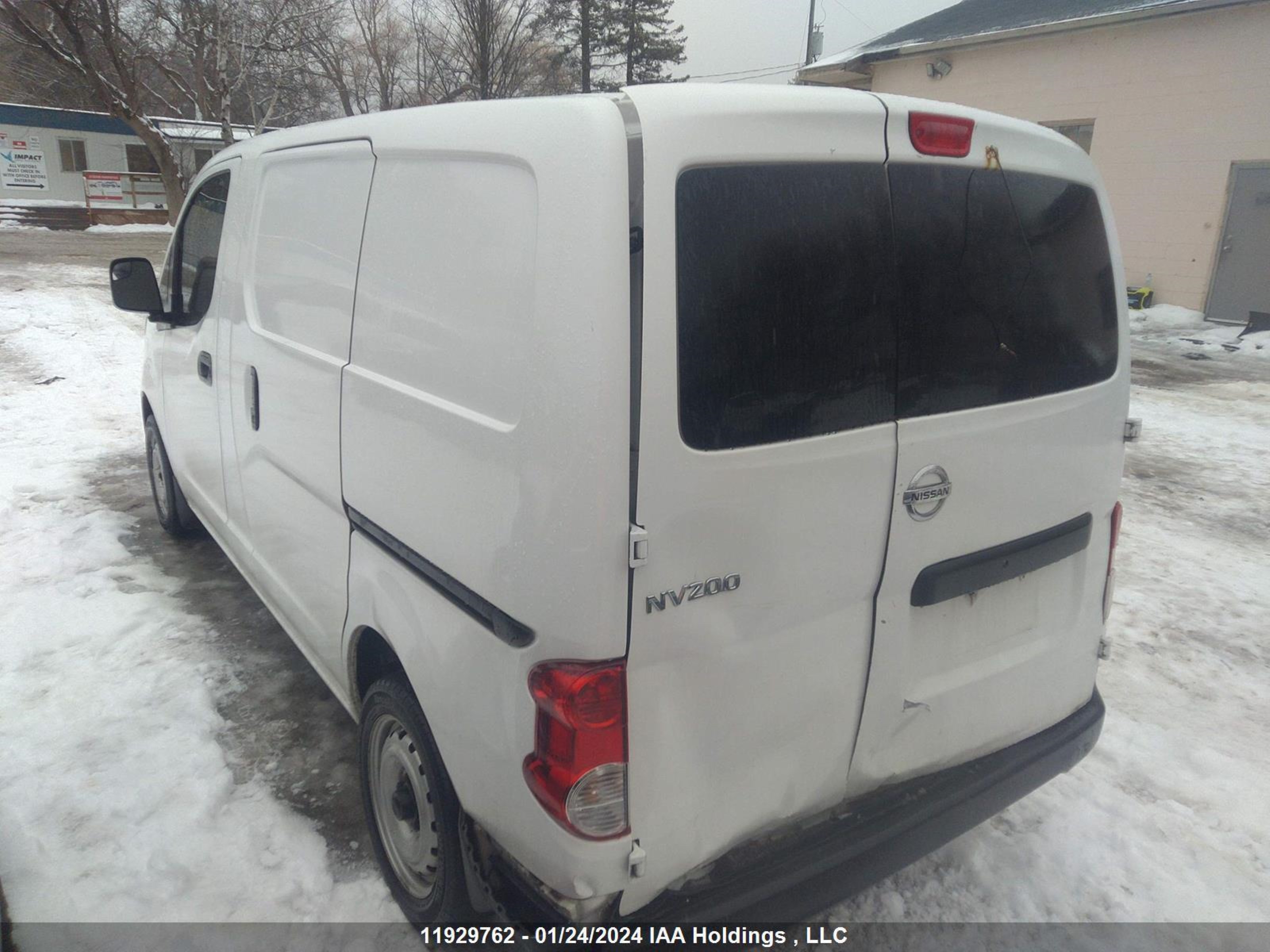 Photo 2 VIN: 3N6CM0KN2HK717947 - NISSAN NV200 