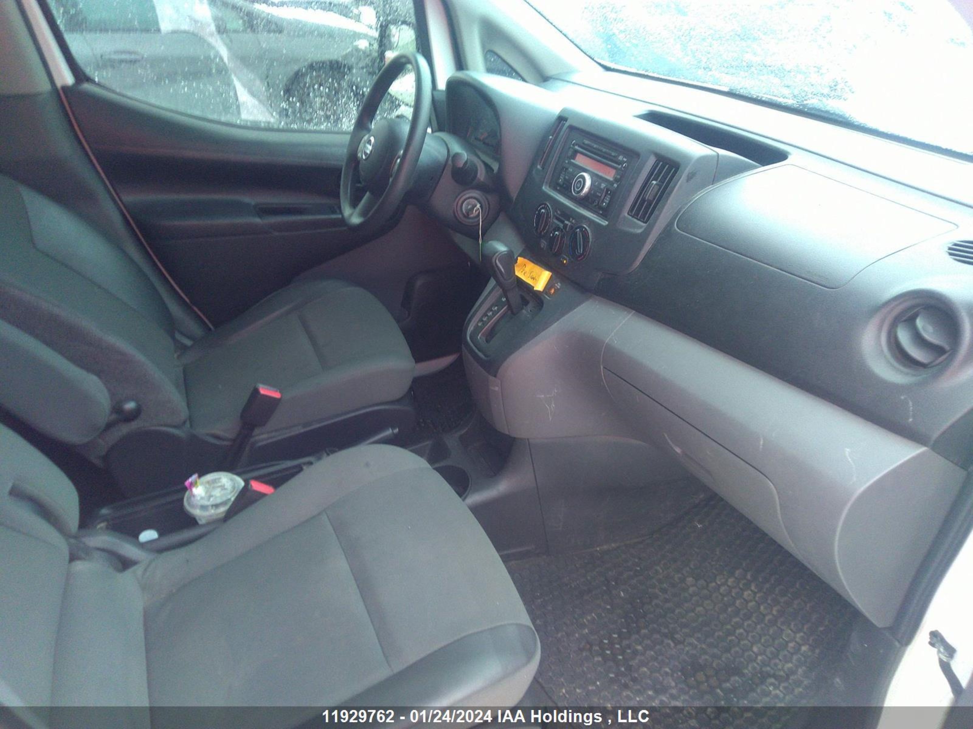 Photo 4 VIN: 3N6CM0KN2HK717947 - NISSAN NV200 