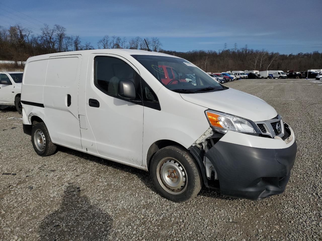 Photo 3 VIN: 3N6CM0KN2JK701351 - NISSAN NV 