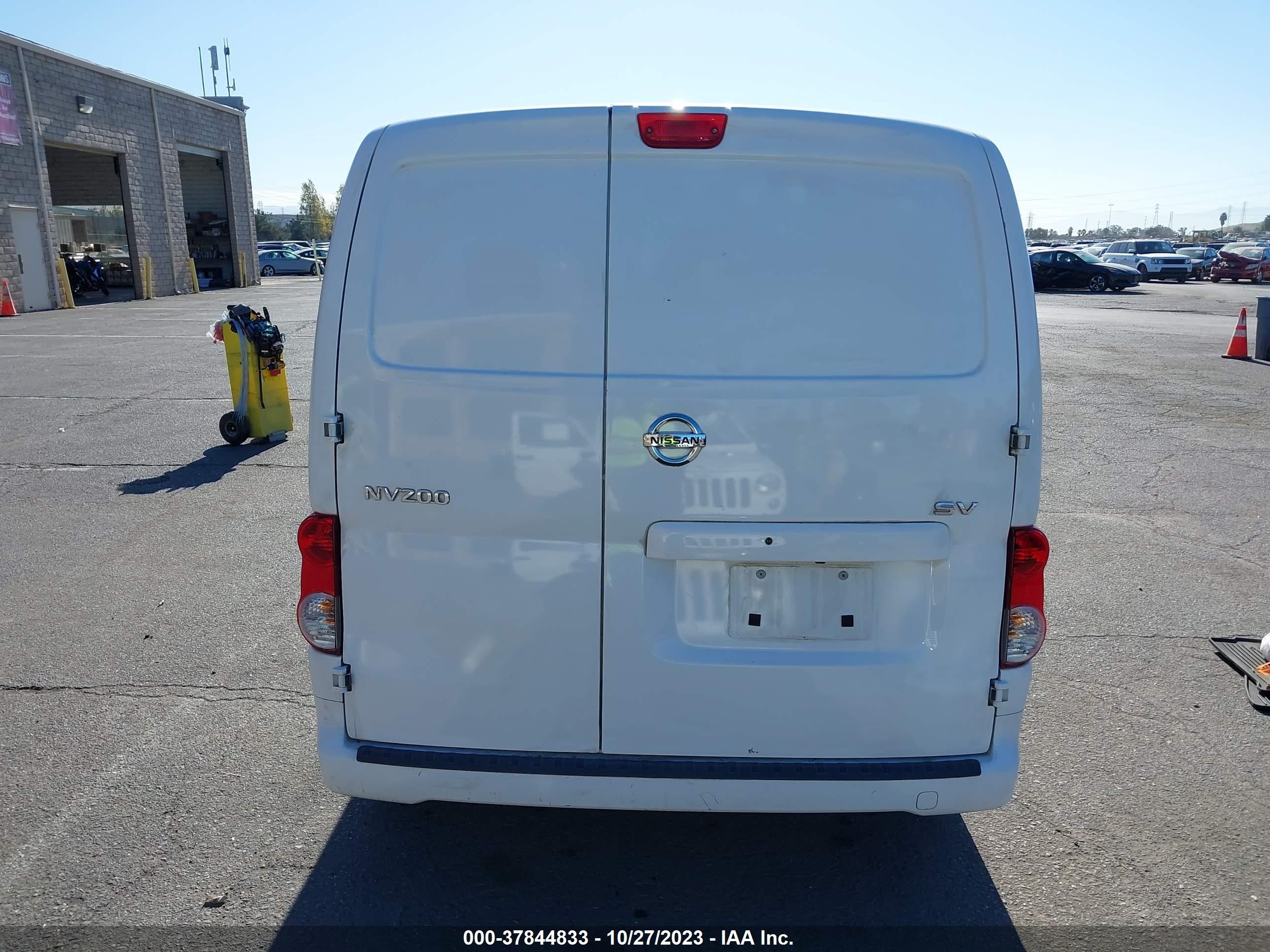 Photo 15 VIN: 3N6CM0KN2LK710165 - NISSAN NV200 