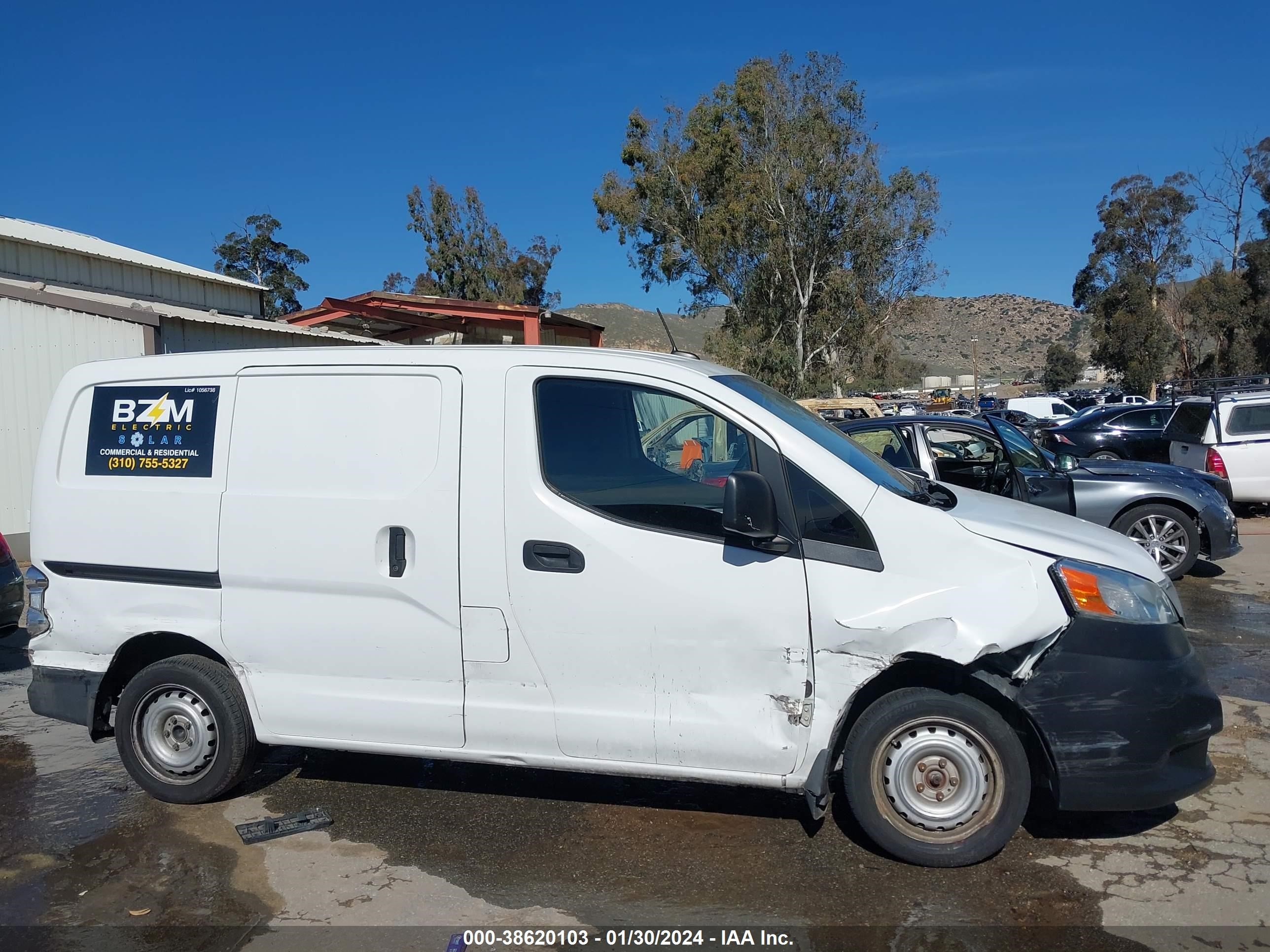 Photo 12 VIN: 3N6CM0KN3FK705089 - NISSAN NV200 