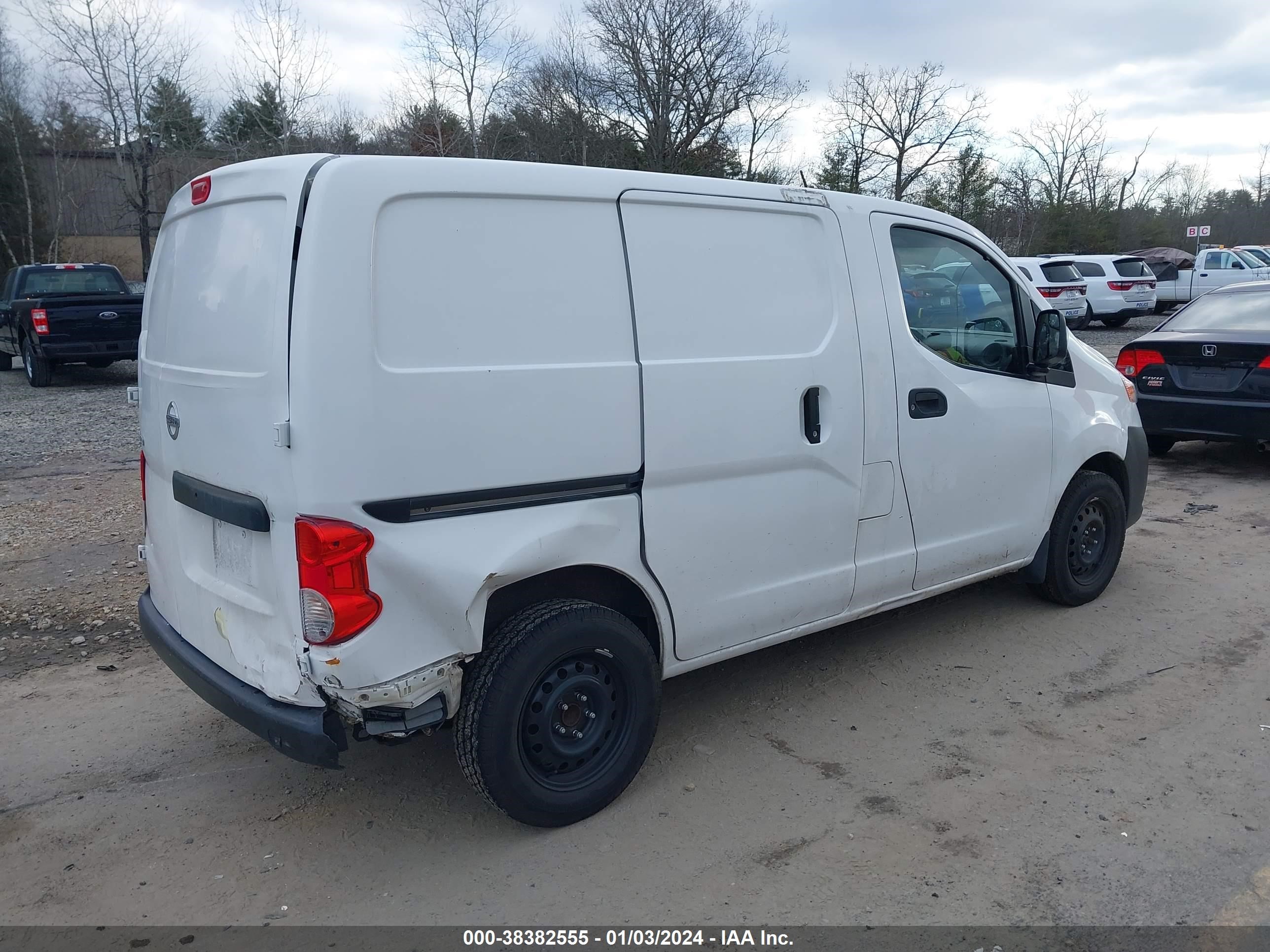 Photo 3 VIN: 3N6CM0KN3HK694811 - NISSAN NV200 