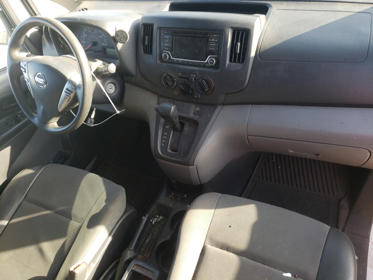 Photo 7 VIN: 3N6CM0KN3JK700533 - NISSAN NV 