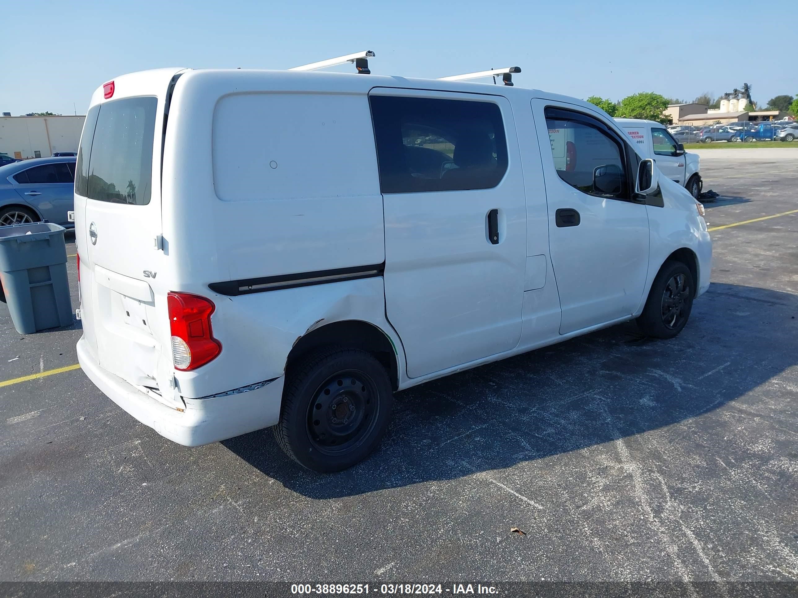 Photo 3 VIN: 3N6CM0KN3KK692239 - NISSAN NV200 