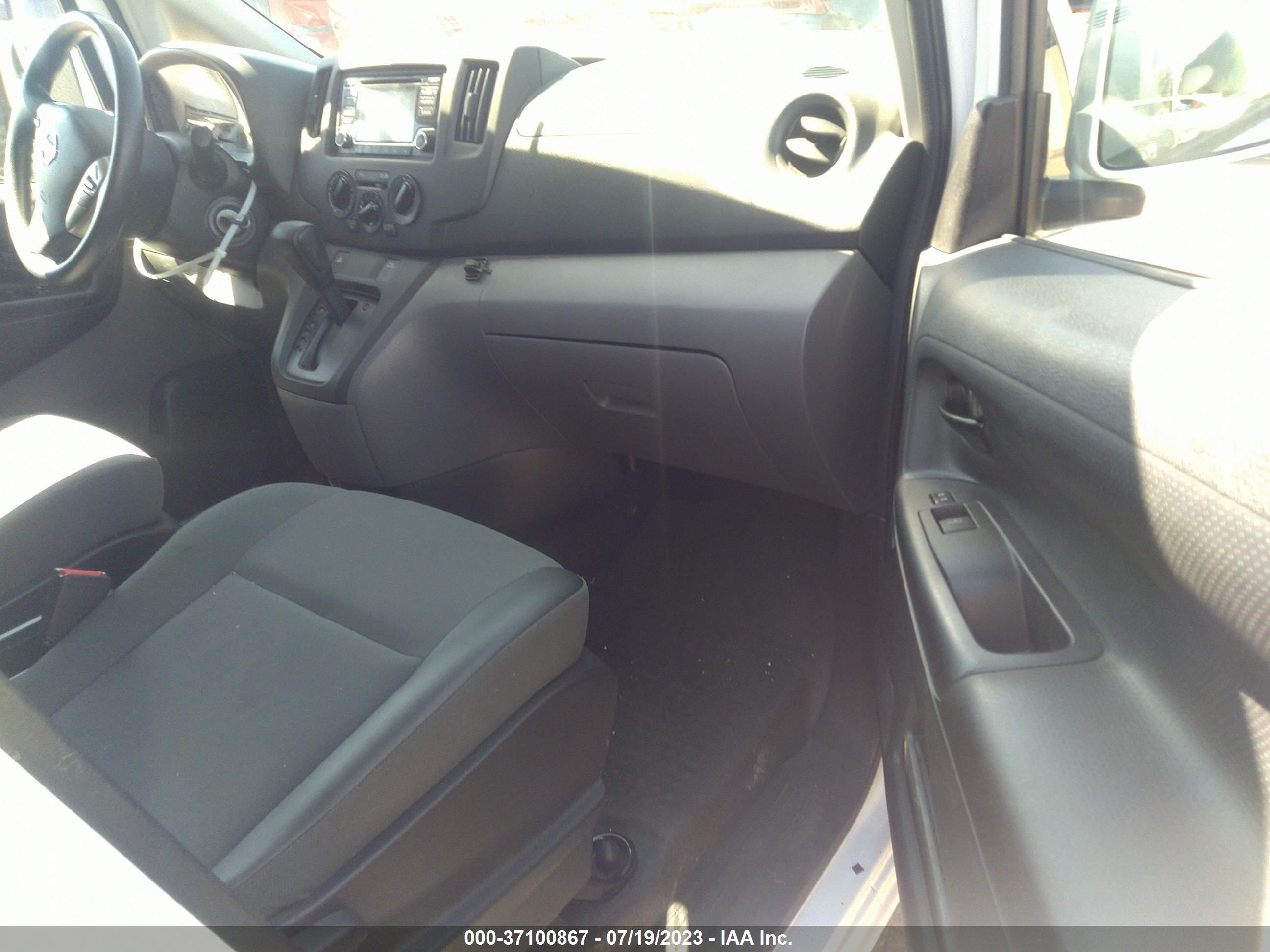 Photo 4 VIN: 3N6CM0KN3KK701747 - NISSAN NV200 