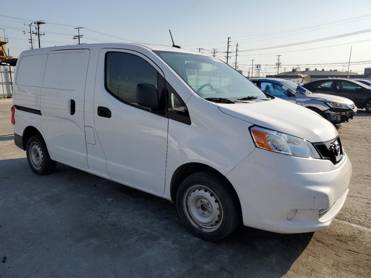 Photo 3 VIN: 3N6CM0KN3MK694415 - NISSAN NV 