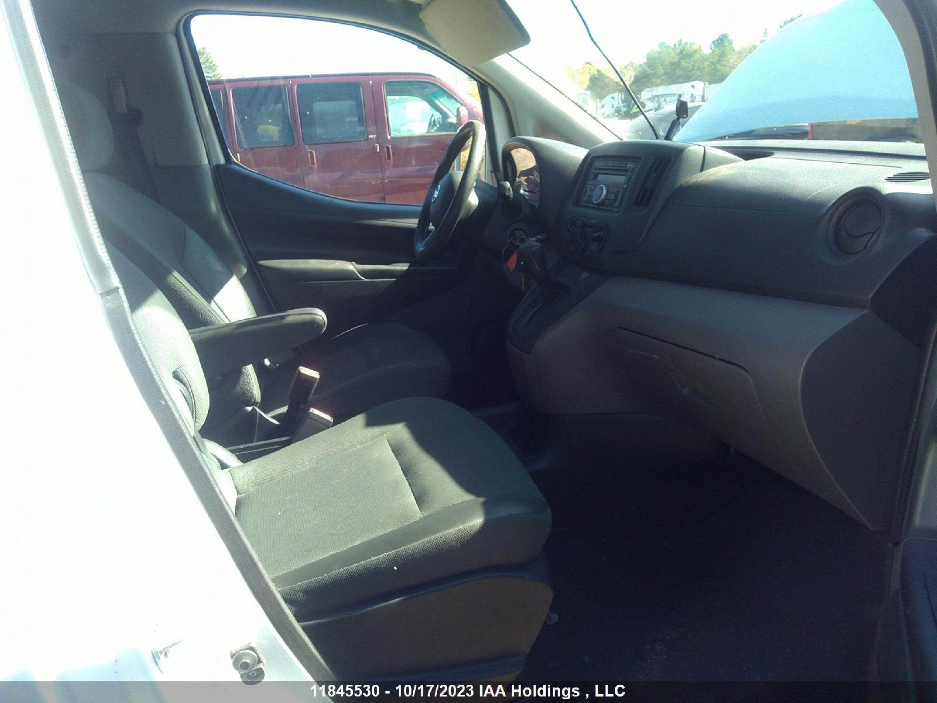 Photo 4 VIN: 3N6CM0KN4DK694830 - NISSAN NV200 