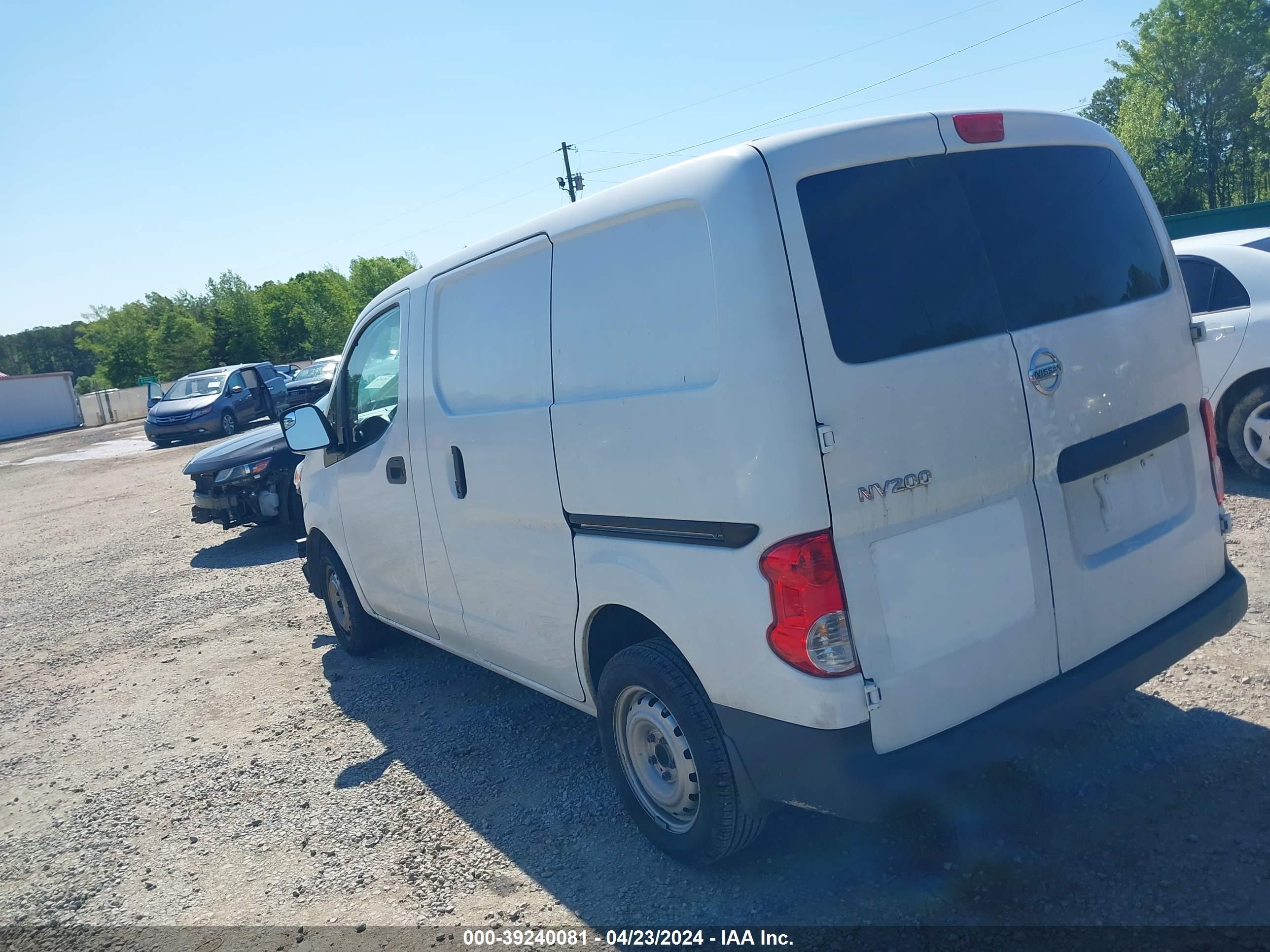 Photo 2 VIN: 3N6CM0KN4EK701891 - NISSAN NV200 