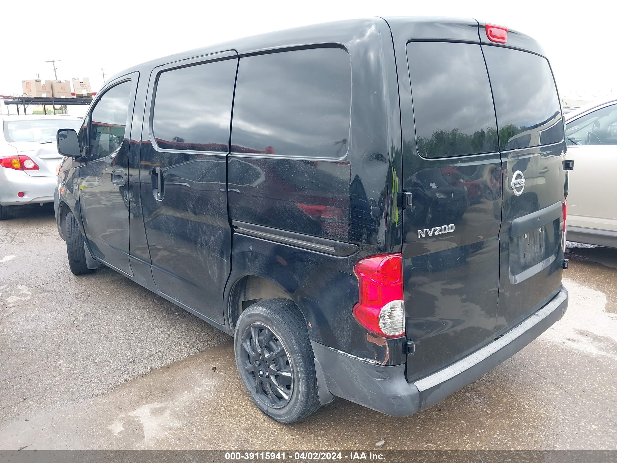 Photo 2 VIN: 3N6CM0KN4FK733628 - NISSAN NV200 