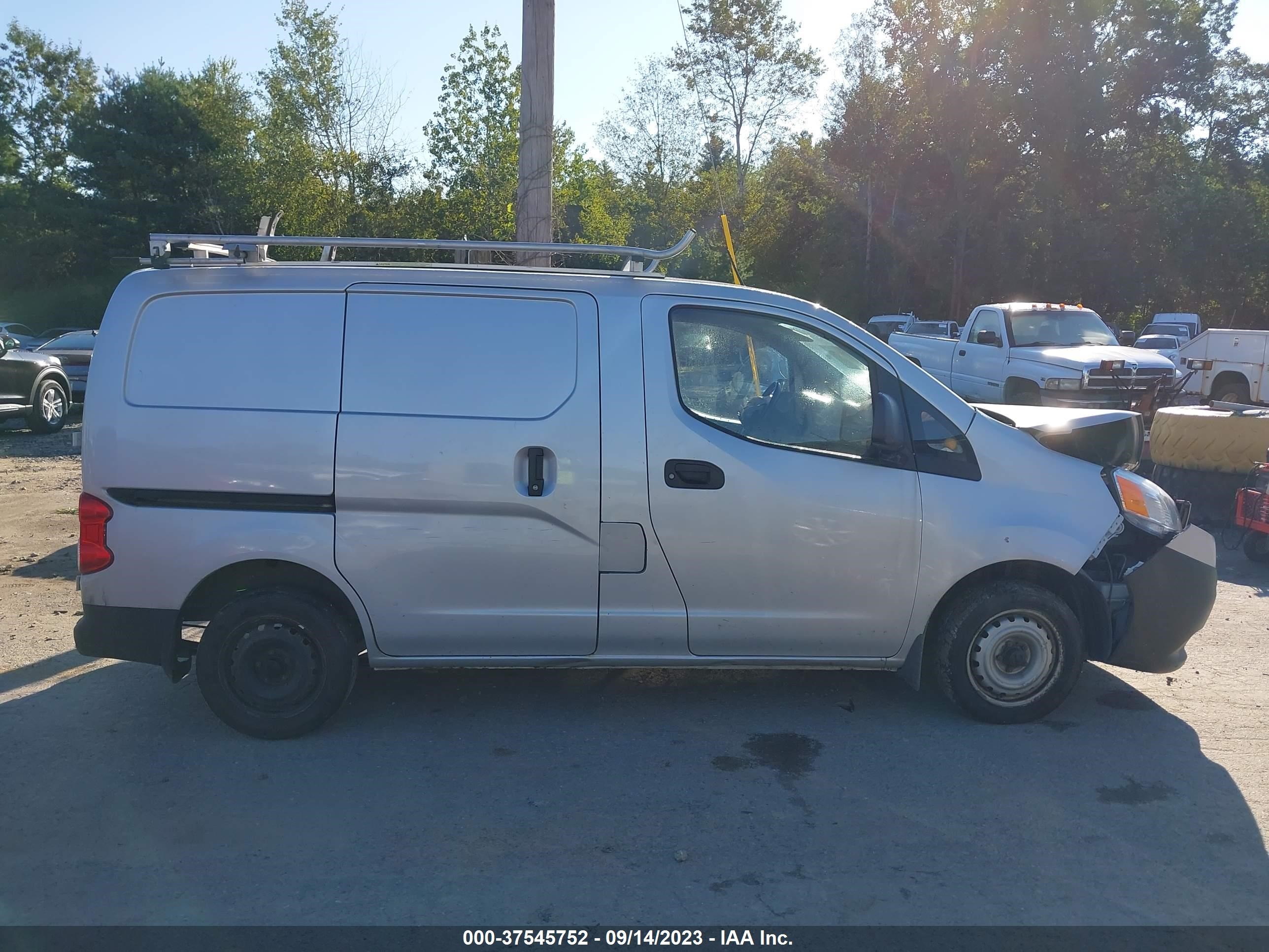 Photo 12 VIN: 3N6CM0KN4HK698415 - NISSAN NV200 