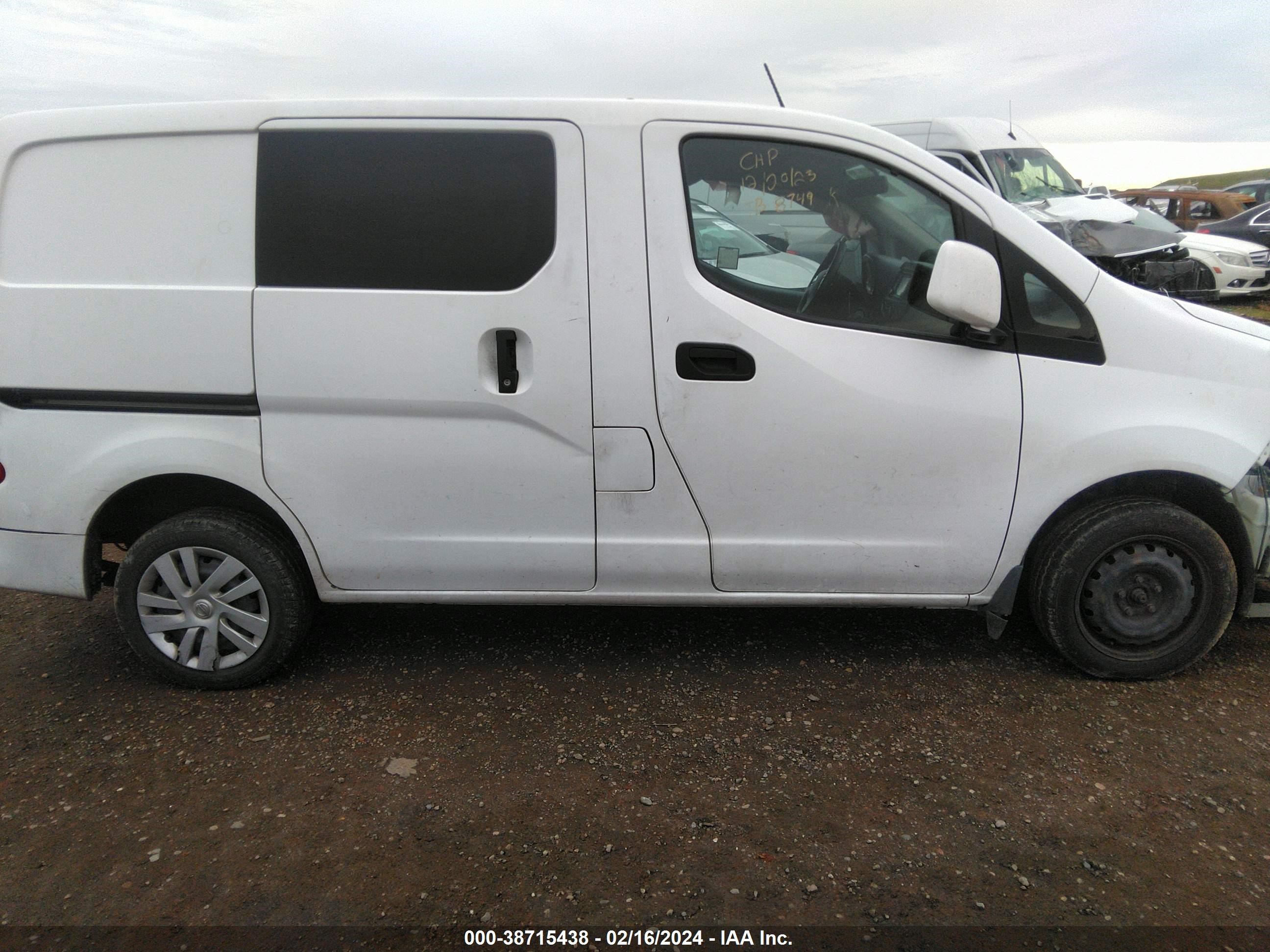 Photo 13 VIN: 3N6CM0KN4JK698100 - NISSAN NV200 