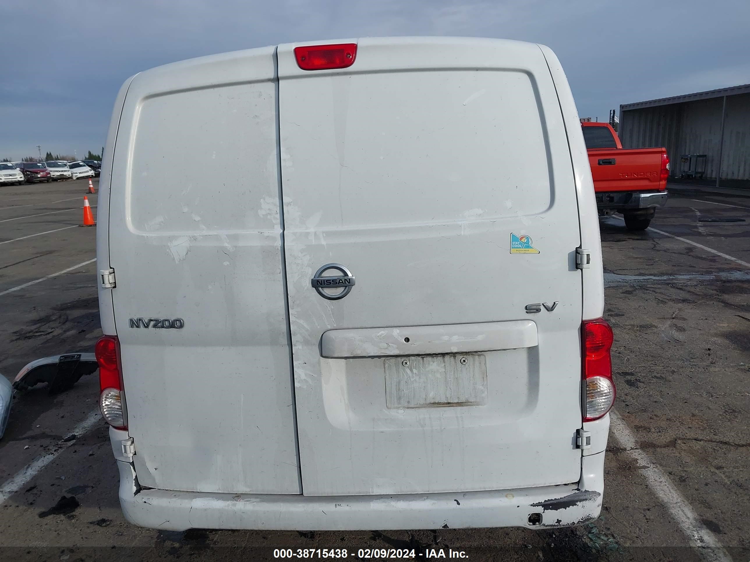 Photo 16 VIN: 3N6CM0KN4JK698100 - NISSAN NV200 