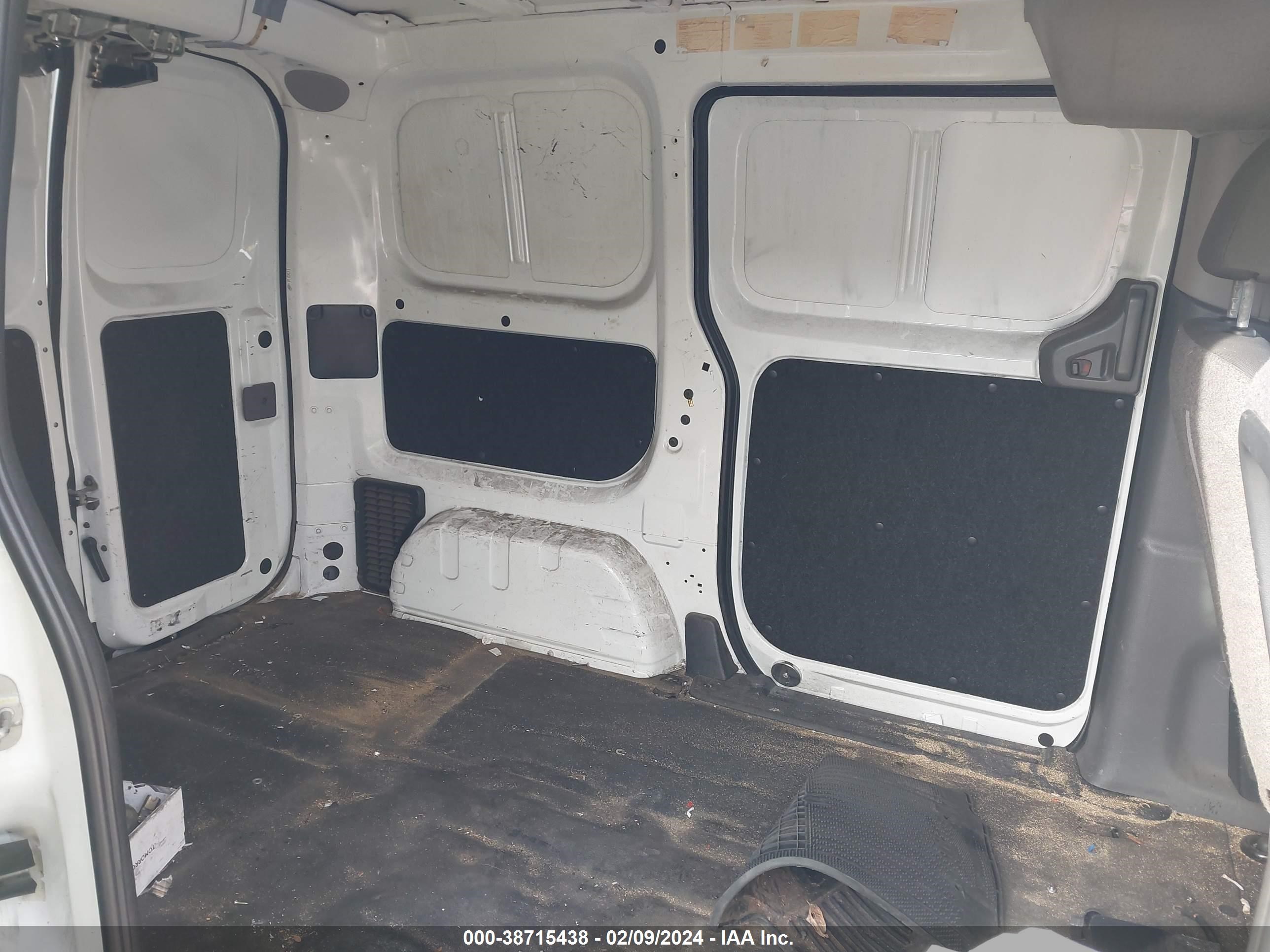 Photo 7 VIN: 3N6CM0KN4JK698100 - NISSAN NV200 