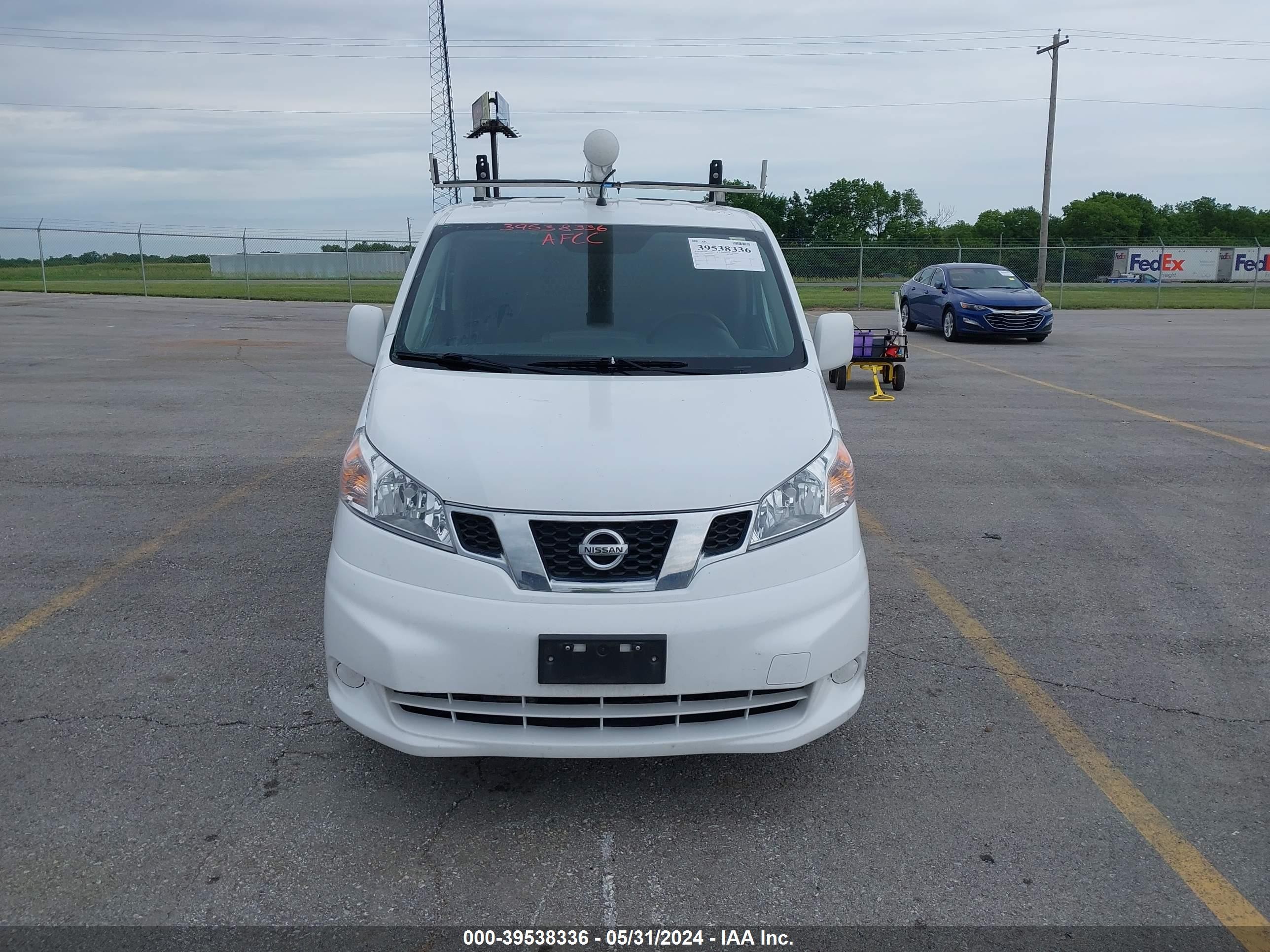 Photo 12 VIN: 3N6CM0KN4KK701045 - NISSAN NV200 