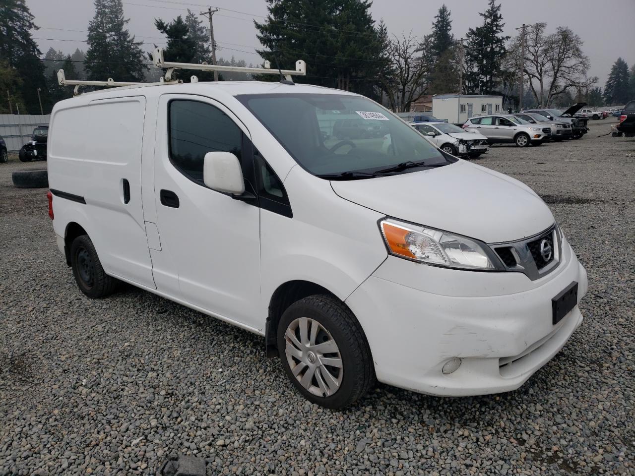 Photo 3 VIN: 3N6CM0KN5FK703571 - NISSAN NV 