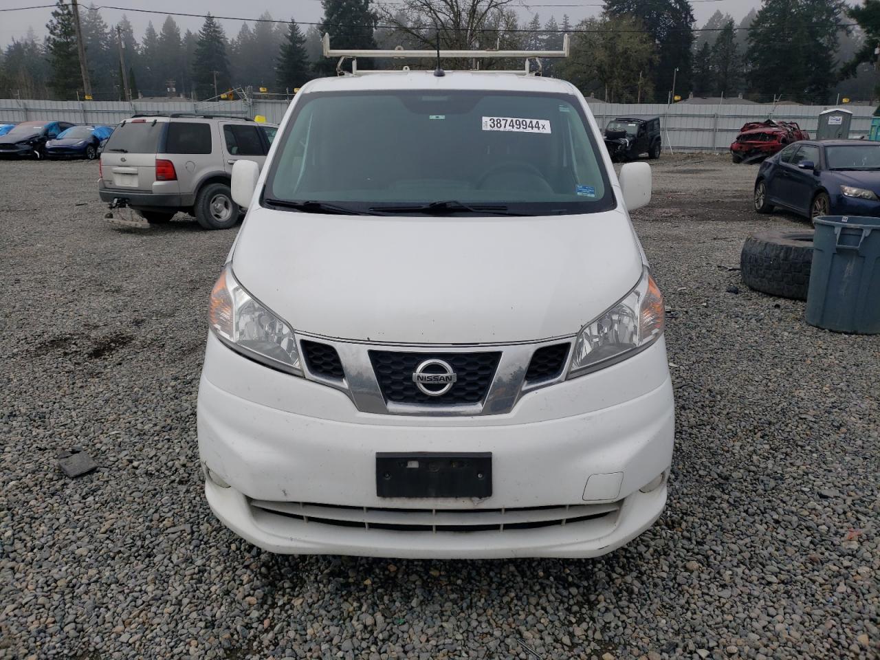 Photo 4 VIN: 3N6CM0KN5FK703571 - NISSAN NV 