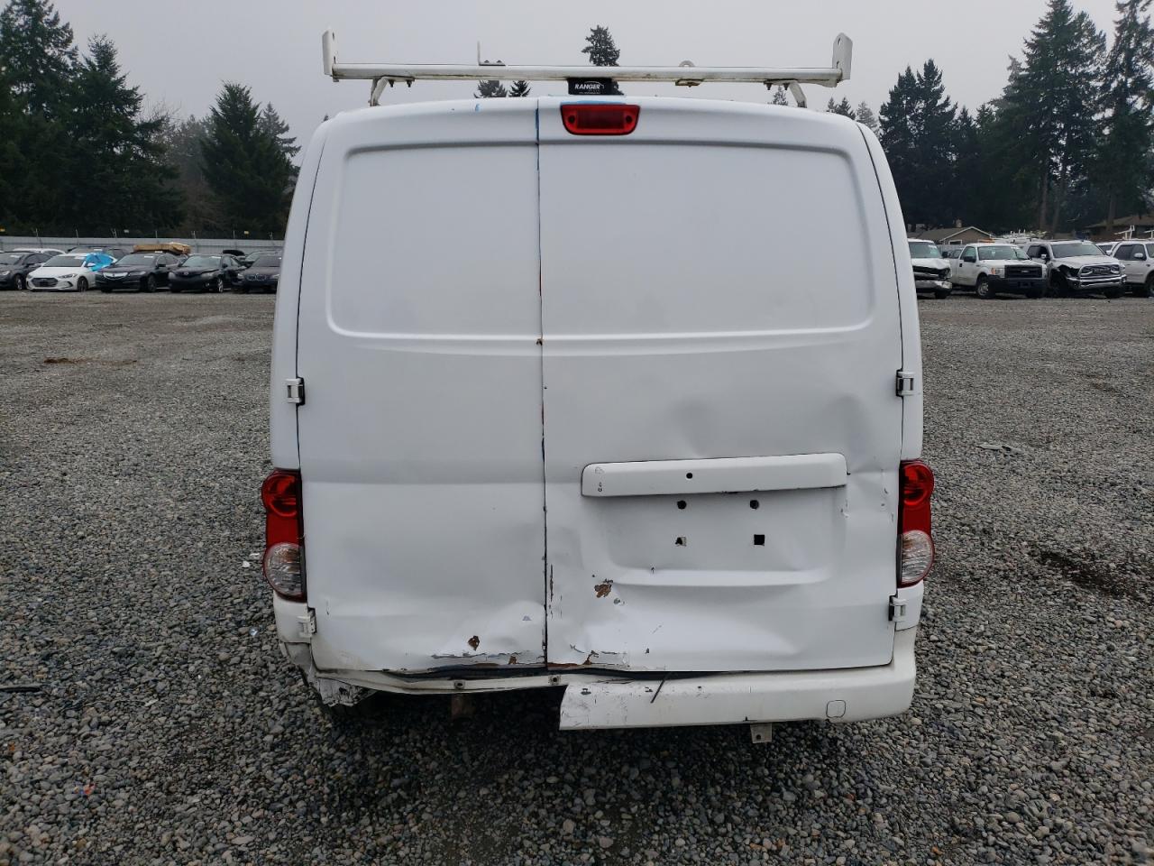 Photo 5 VIN: 3N6CM0KN5FK703571 - NISSAN NV 