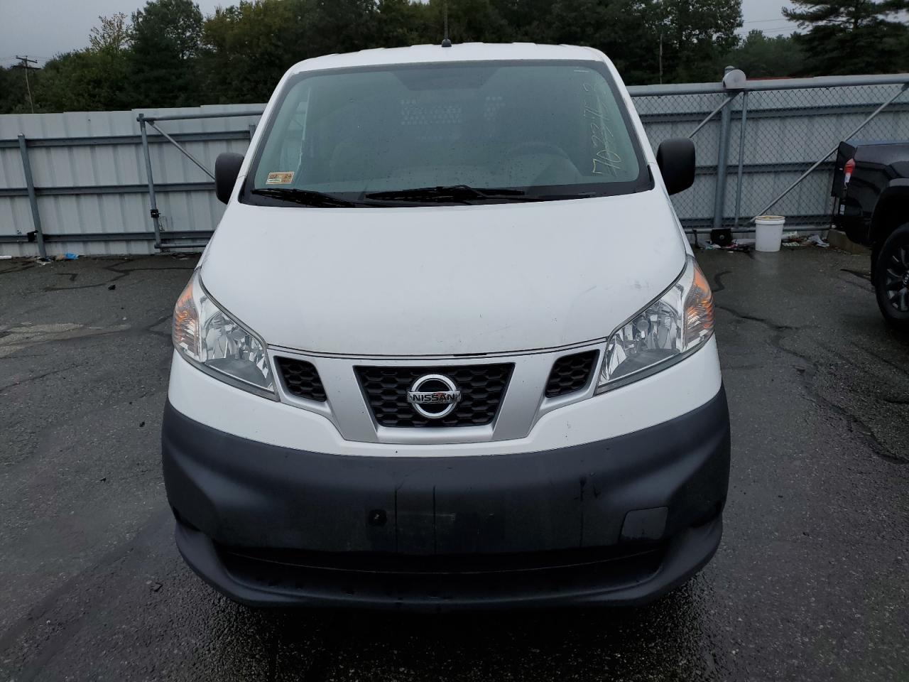 Photo 4 VIN: 3N6CM0KN5GK692816 - NISSAN NV 