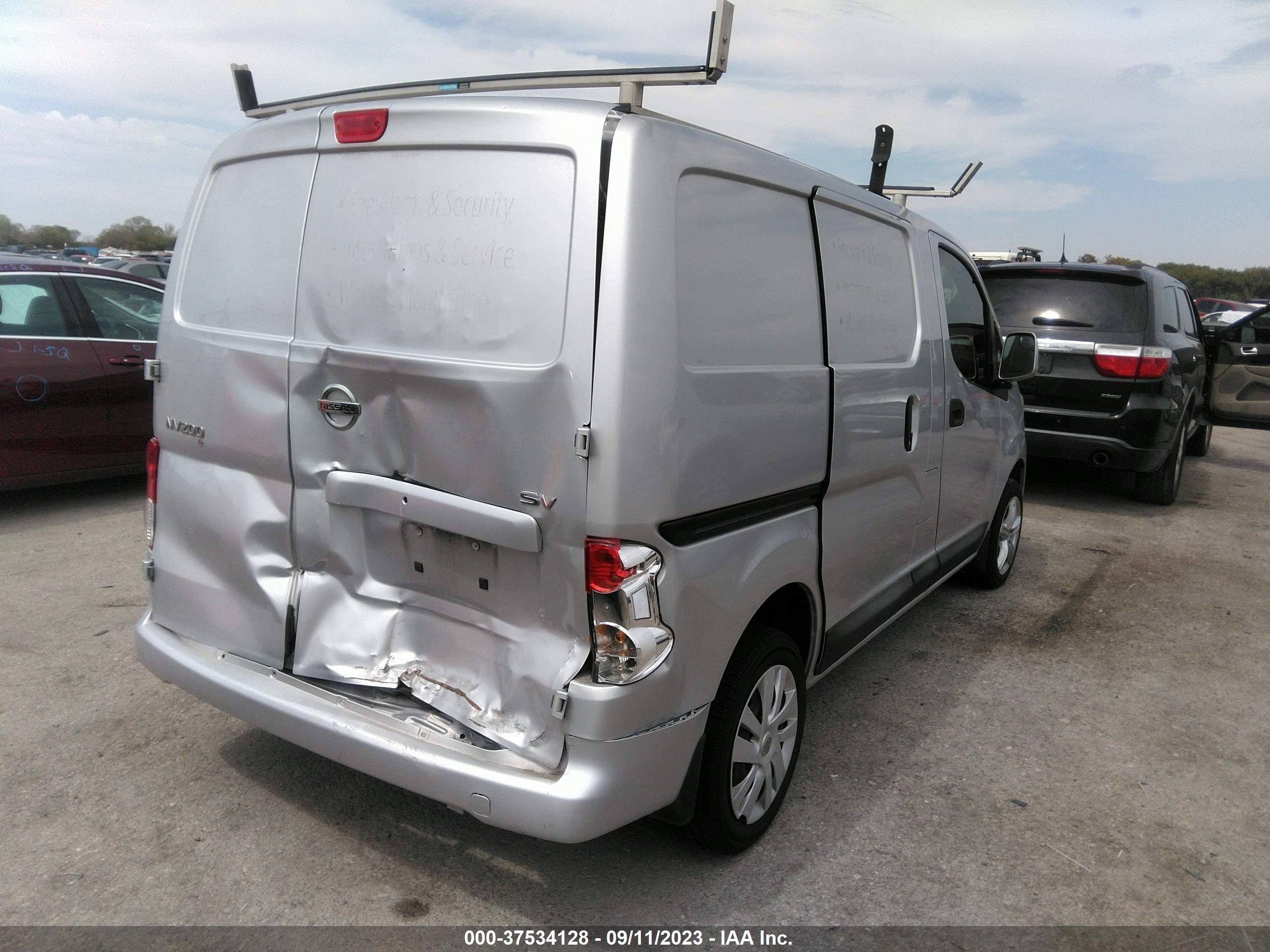 Photo 3 VIN: 3N6CM0KN5GK697627 - NISSAN NV200 