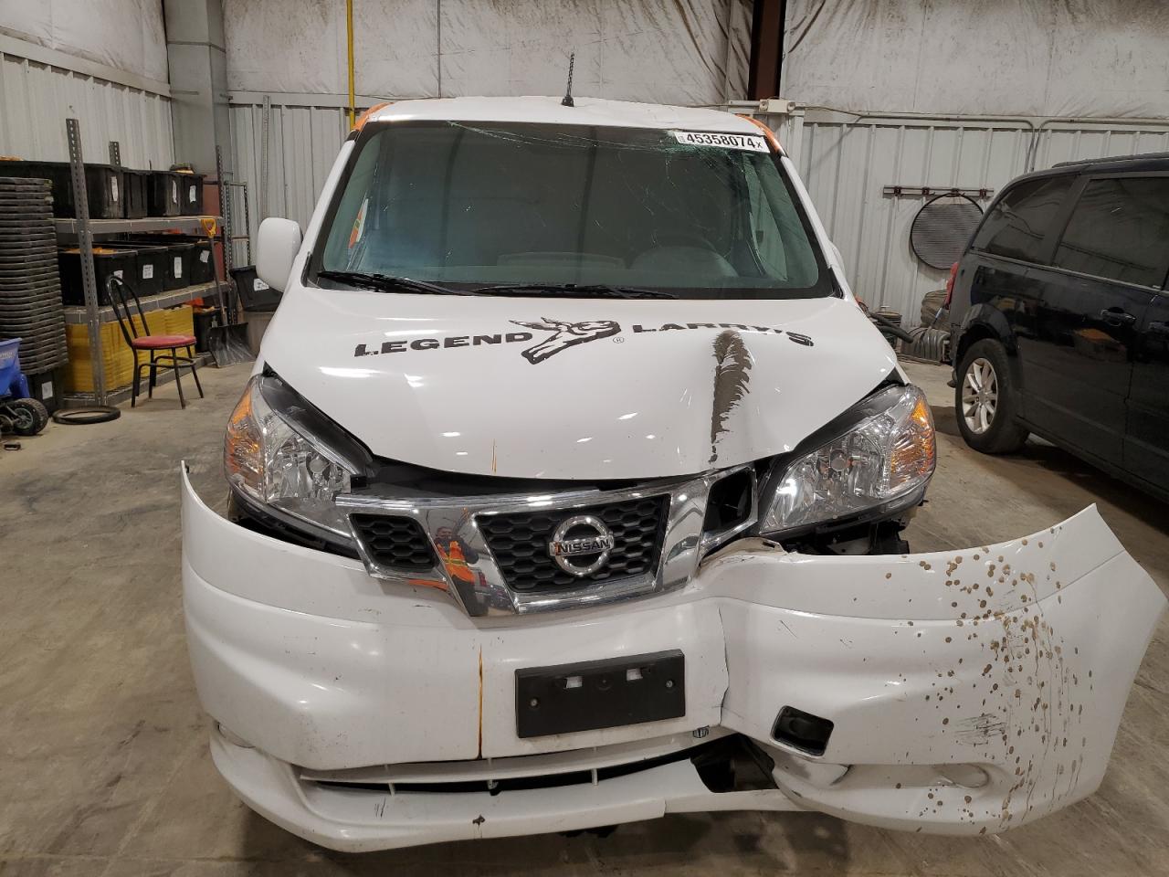 Photo 4 VIN: 3N6CM0KN5KK706304 - NISSAN NV 