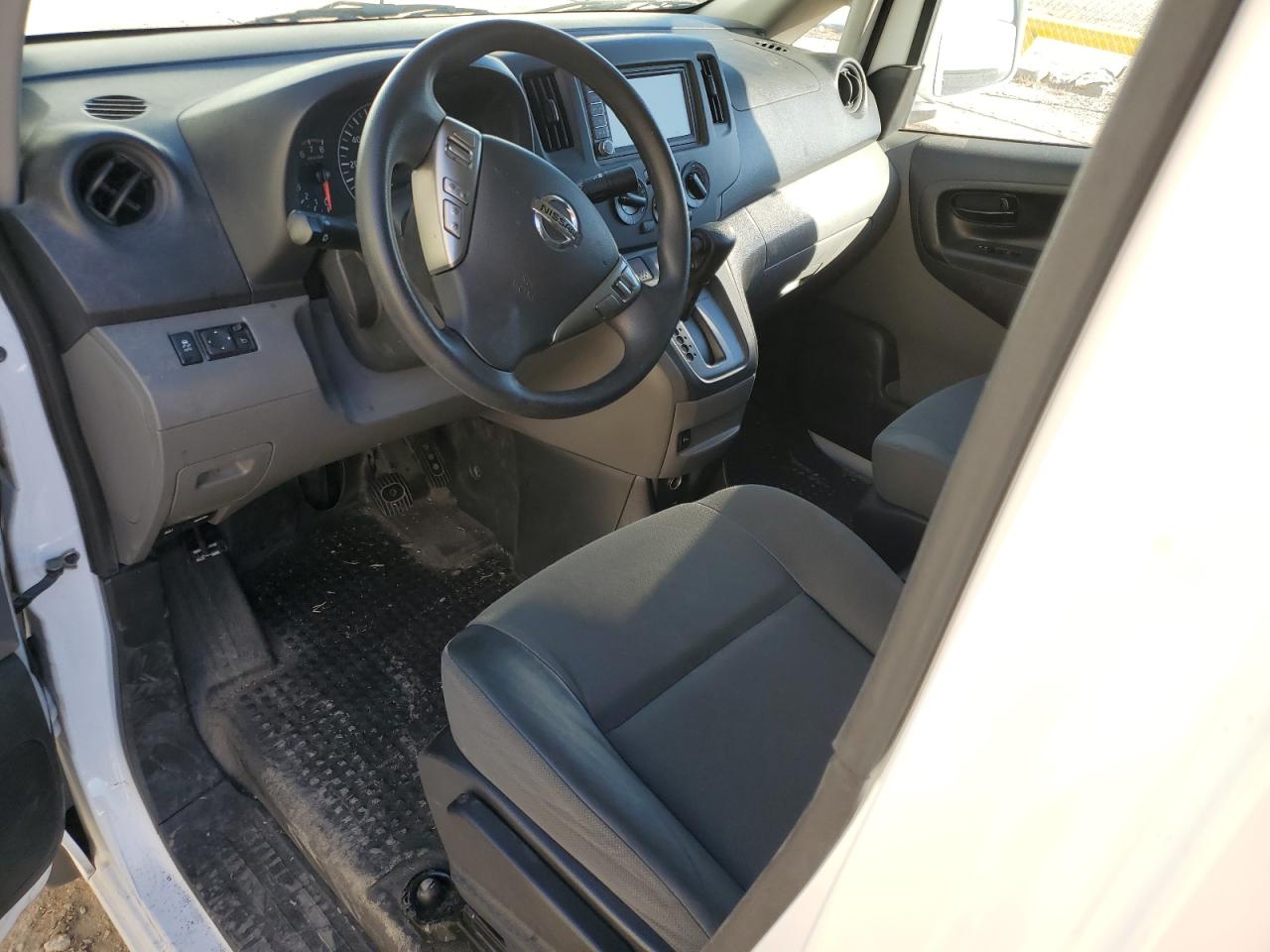 Photo 7 VIN: 3N6CM0KN5MK691211 - NISSAN NV 