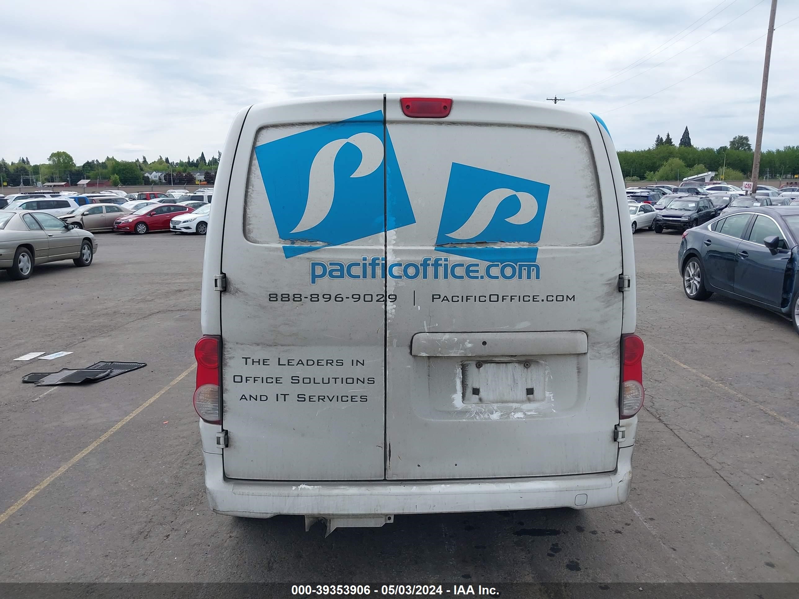 Photo 15 VIN: 3N6CM0KN6FK690054 - NISSAN NV200 