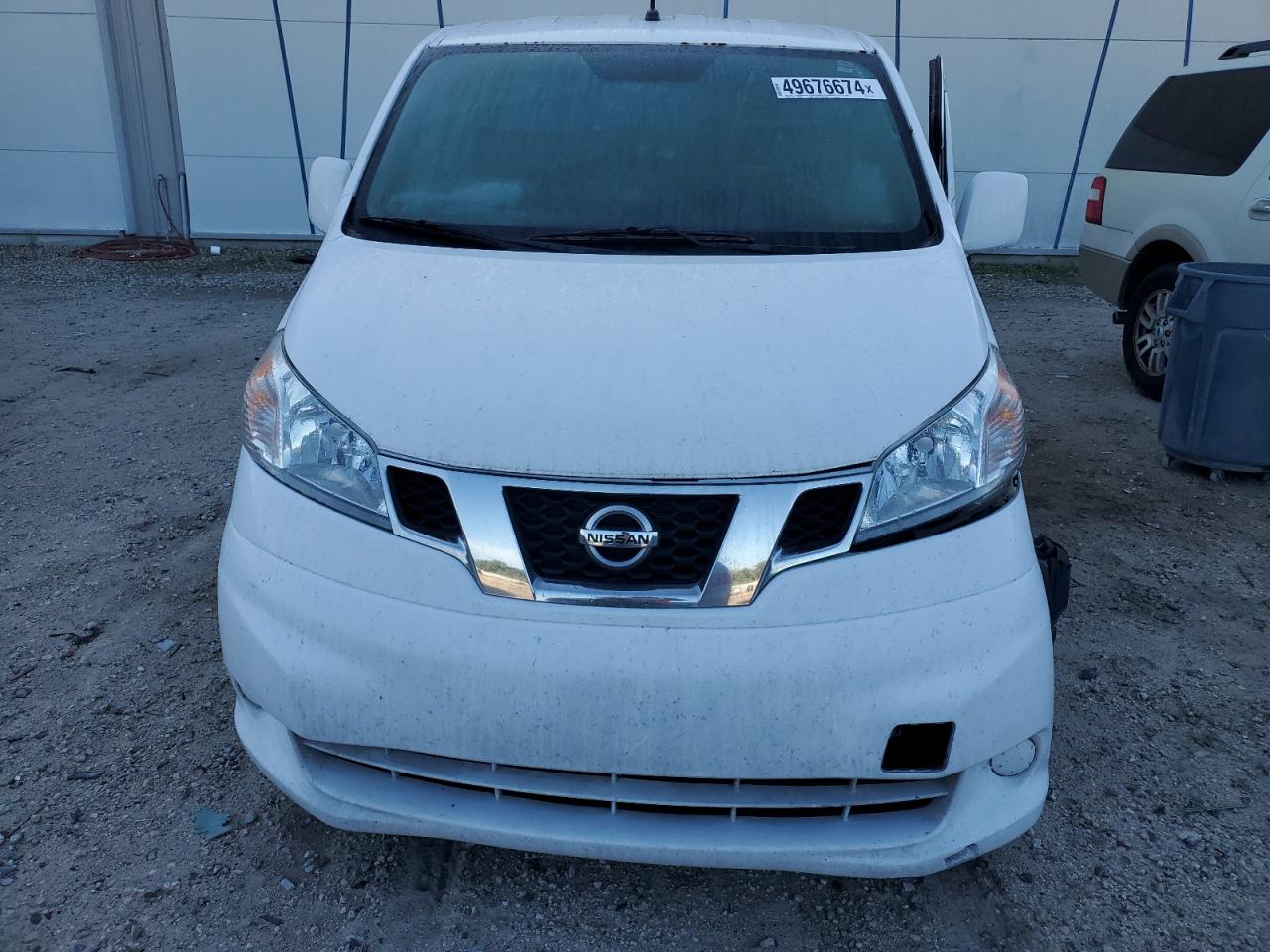 Photo 4 VIN: 3N6CM0KN6HK717255 - NISSAN NV 